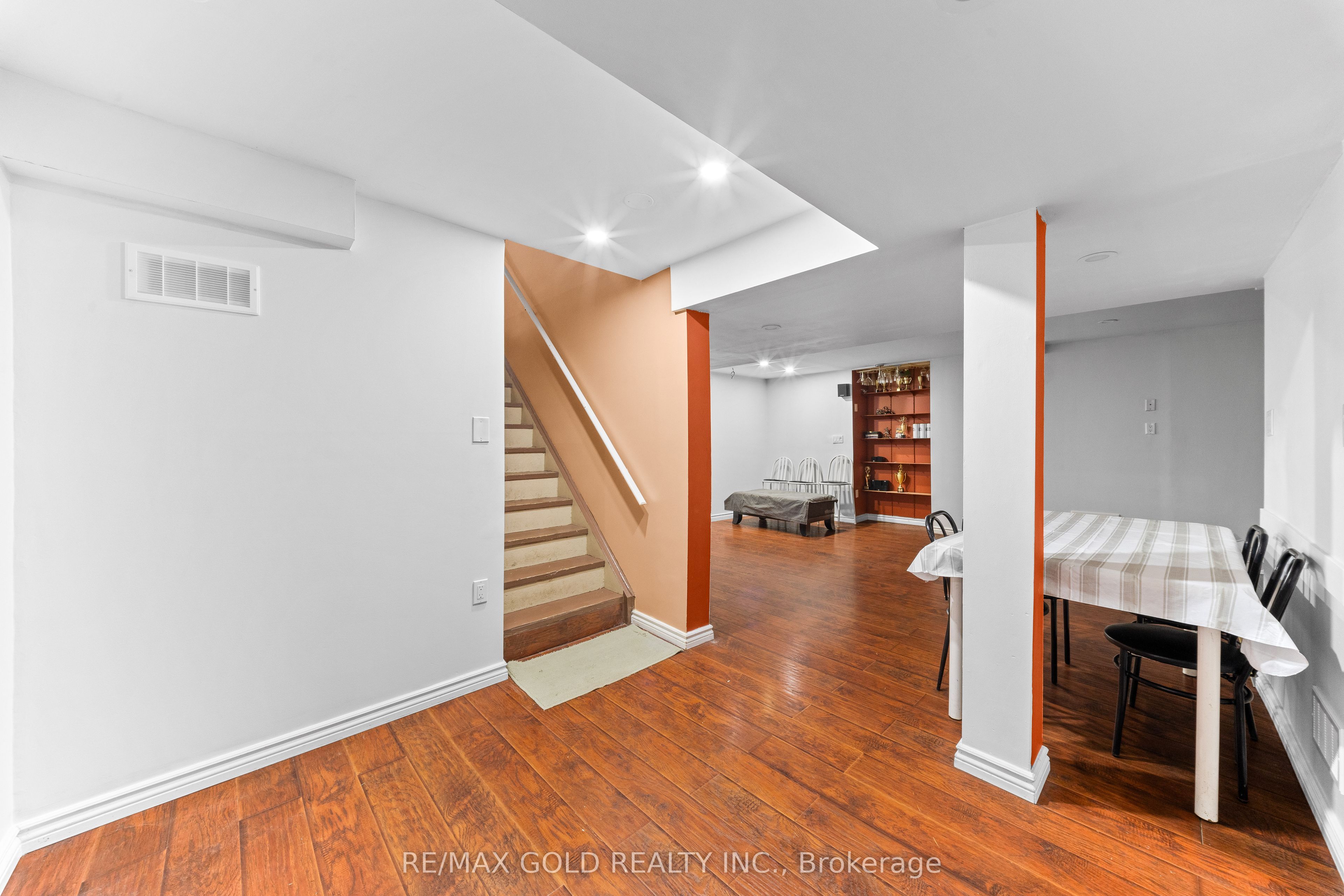28 Latania Boulevard Property Photo 32