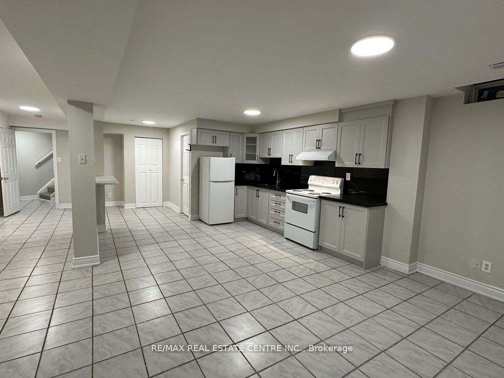 5418 Loonlake Avenue Bsmt Property Photo 7
