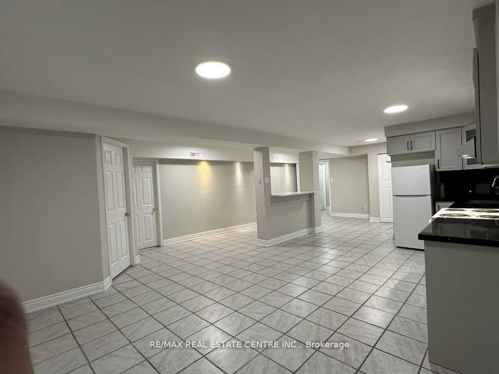 5418 Loonlake Avenue Bsmt Property Photo 8