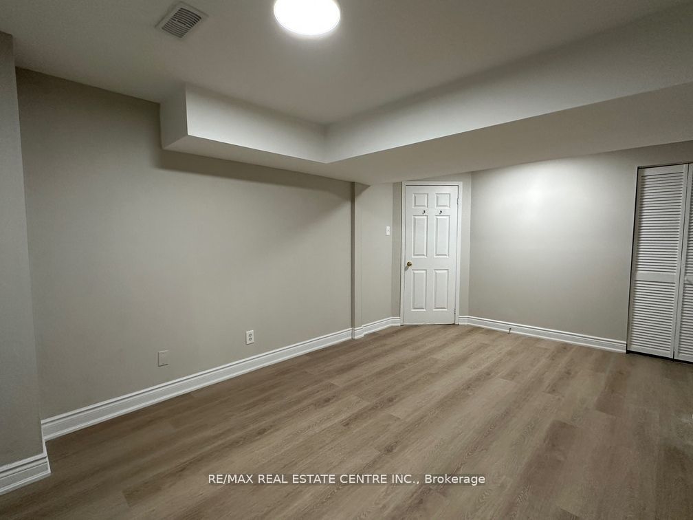 5418 Loonlake Avenue Bsmt Property Photo 12