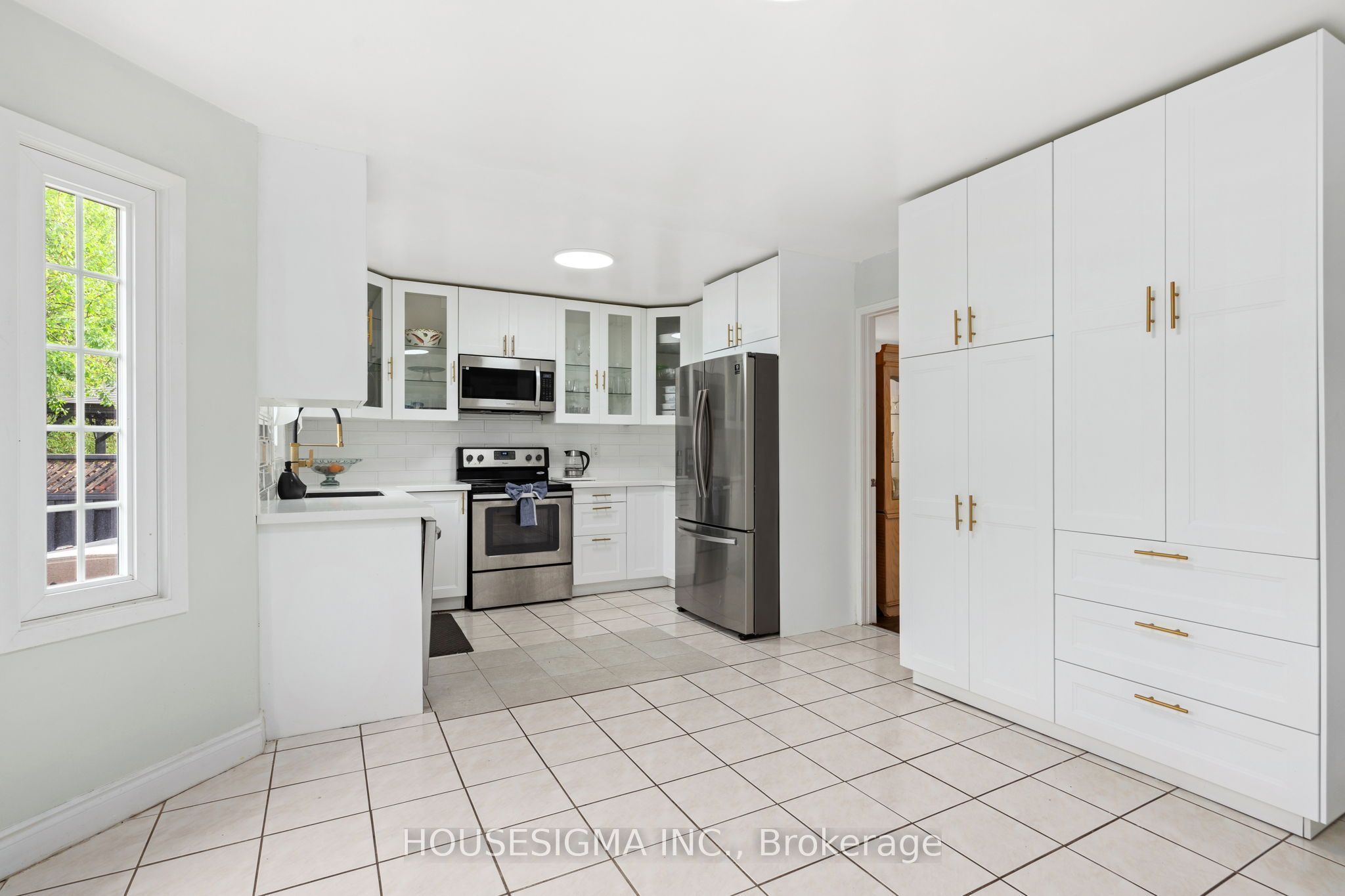 32 Ballycastle Crescent Property Photo 13