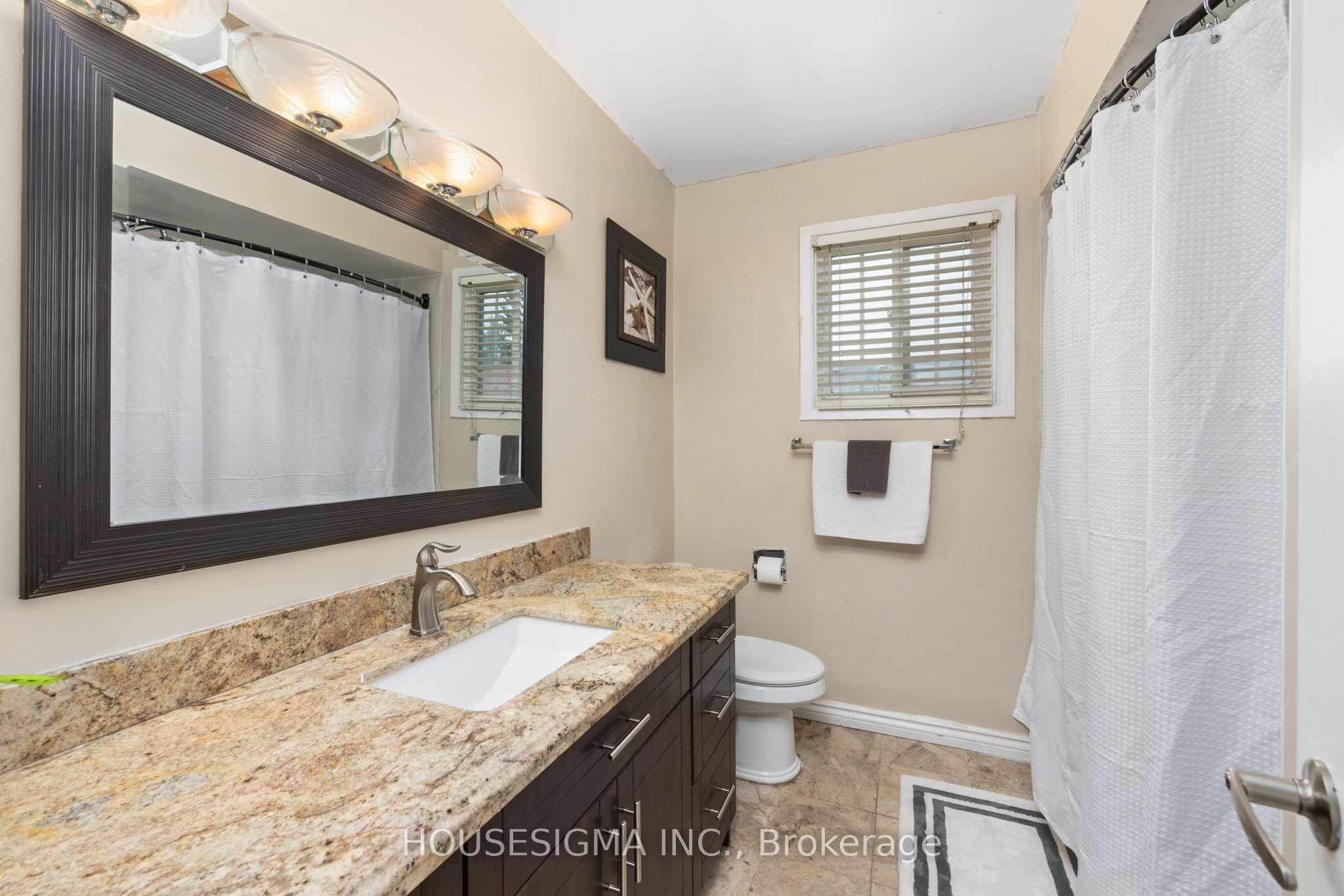 32 Ballycastle Crescent Property Photo 25