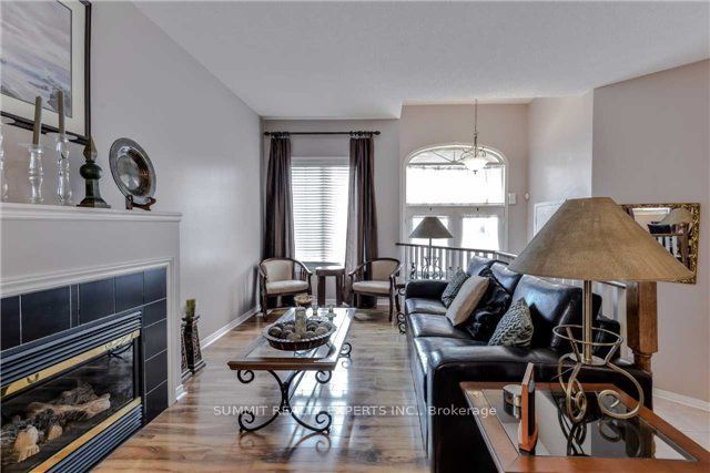 23 Bissell Drive N Property Photo 5