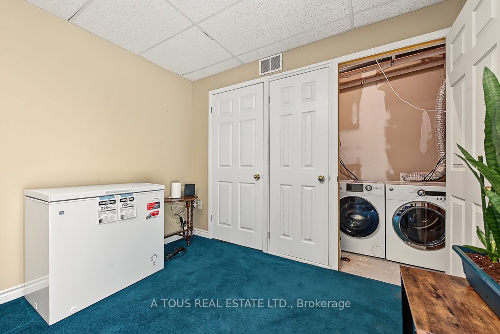 2945 Thomas Street 77 Property Photo 39