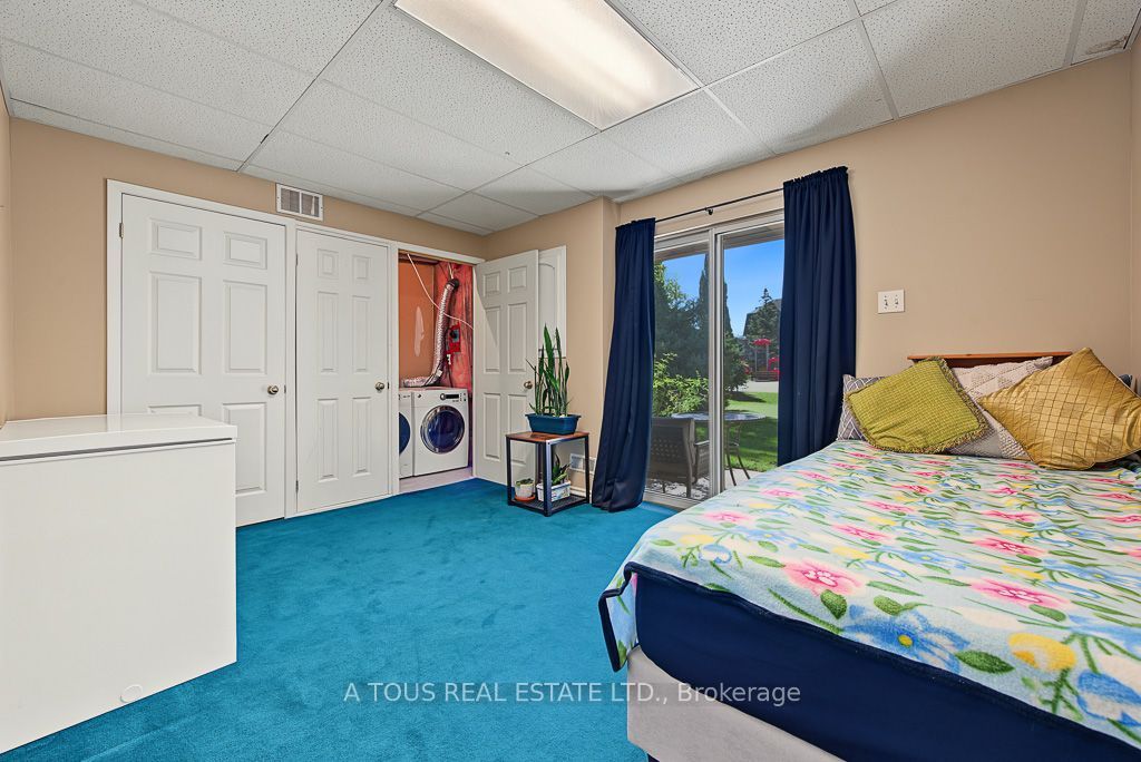 2945 Thomas Street 77 Property Photo 40