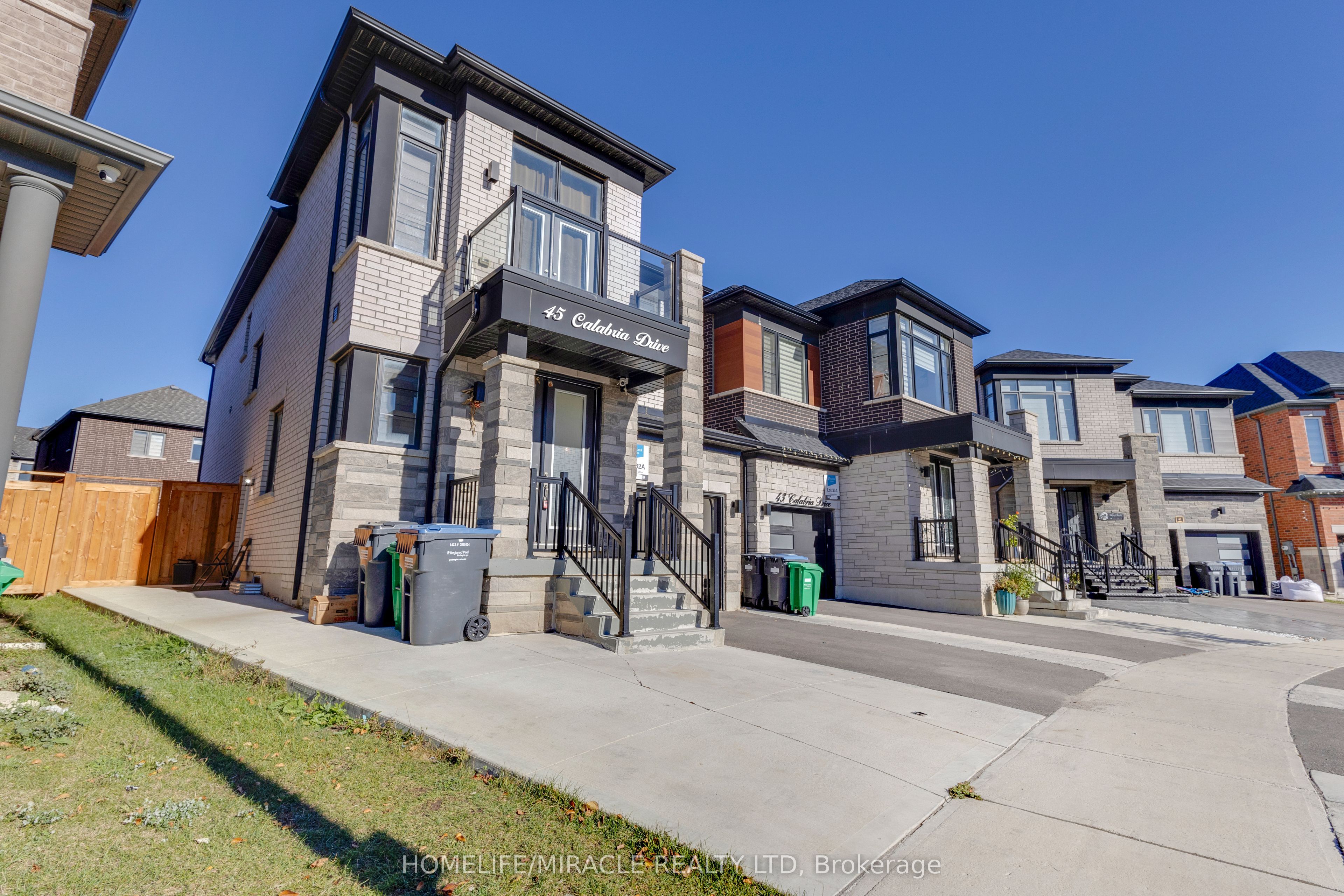 45 Calabria Drive Property Photo 1