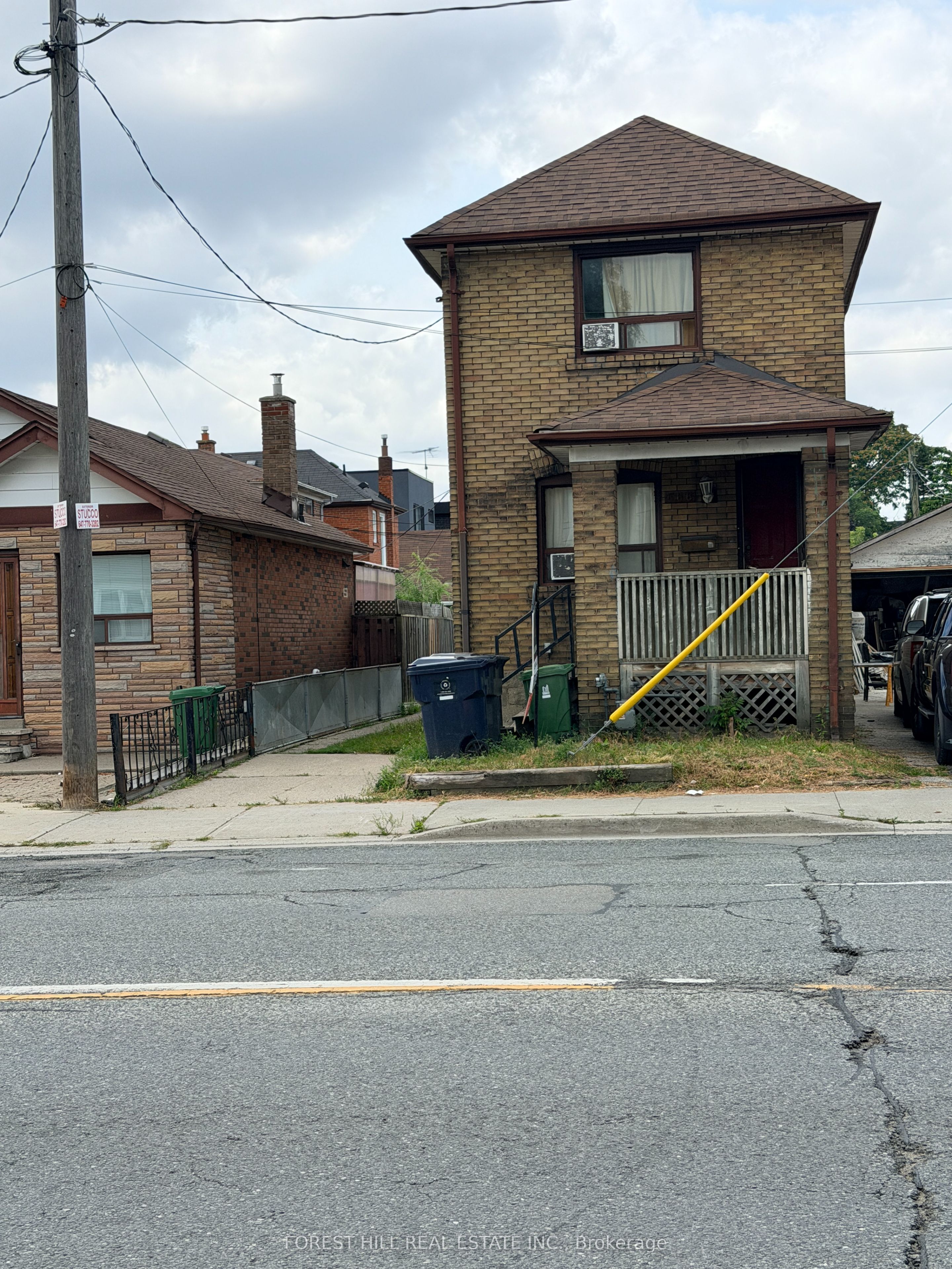 666 Jane Street Property Photo 1
