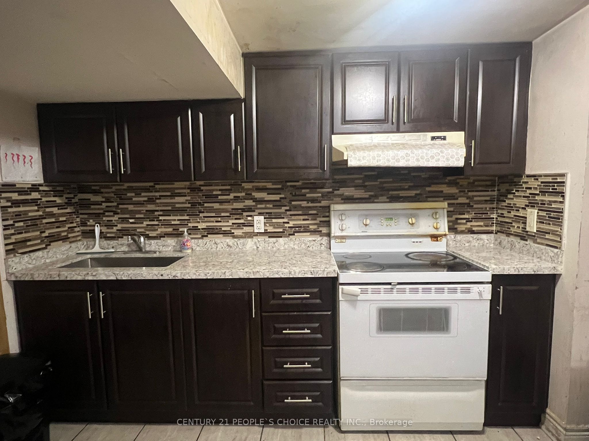 67 Cornwall Road Property Photo 2