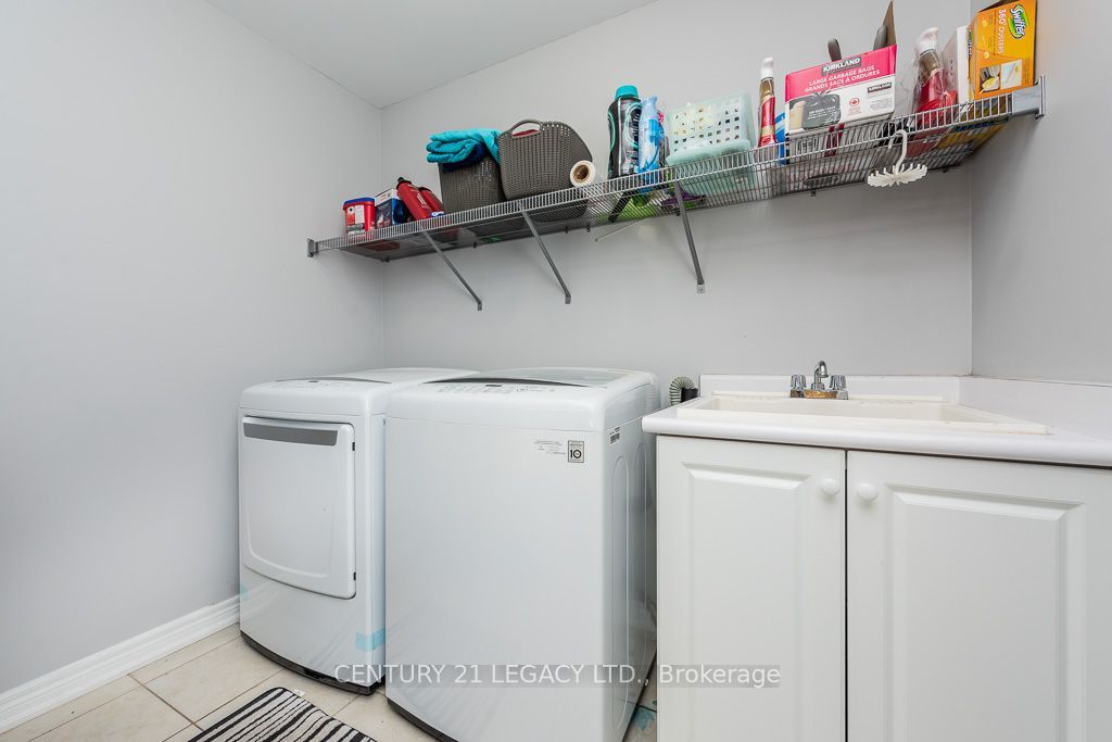 36 Monument Trail Property Photo 46
