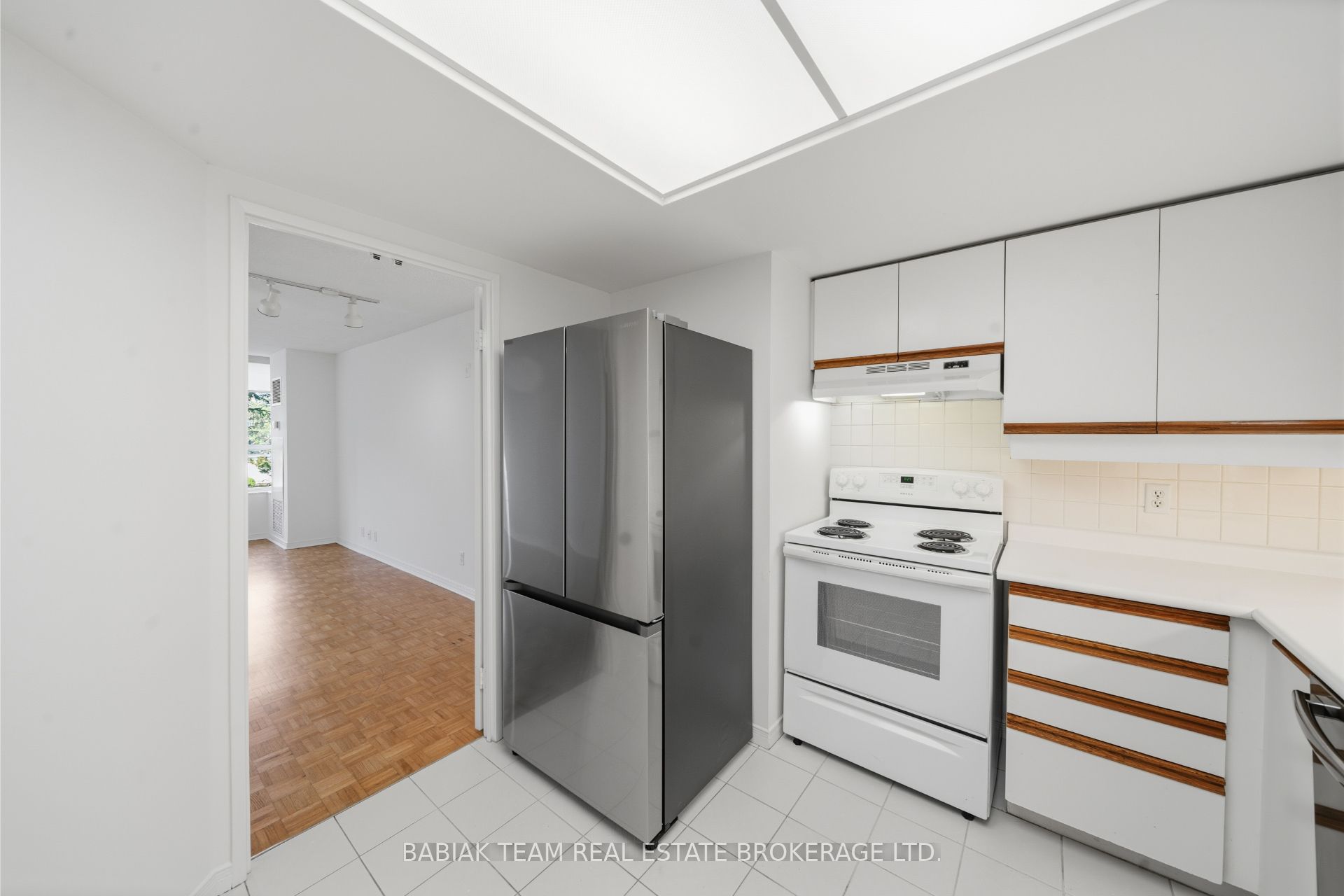 6 Humberline Drive 202 Property Photo 15