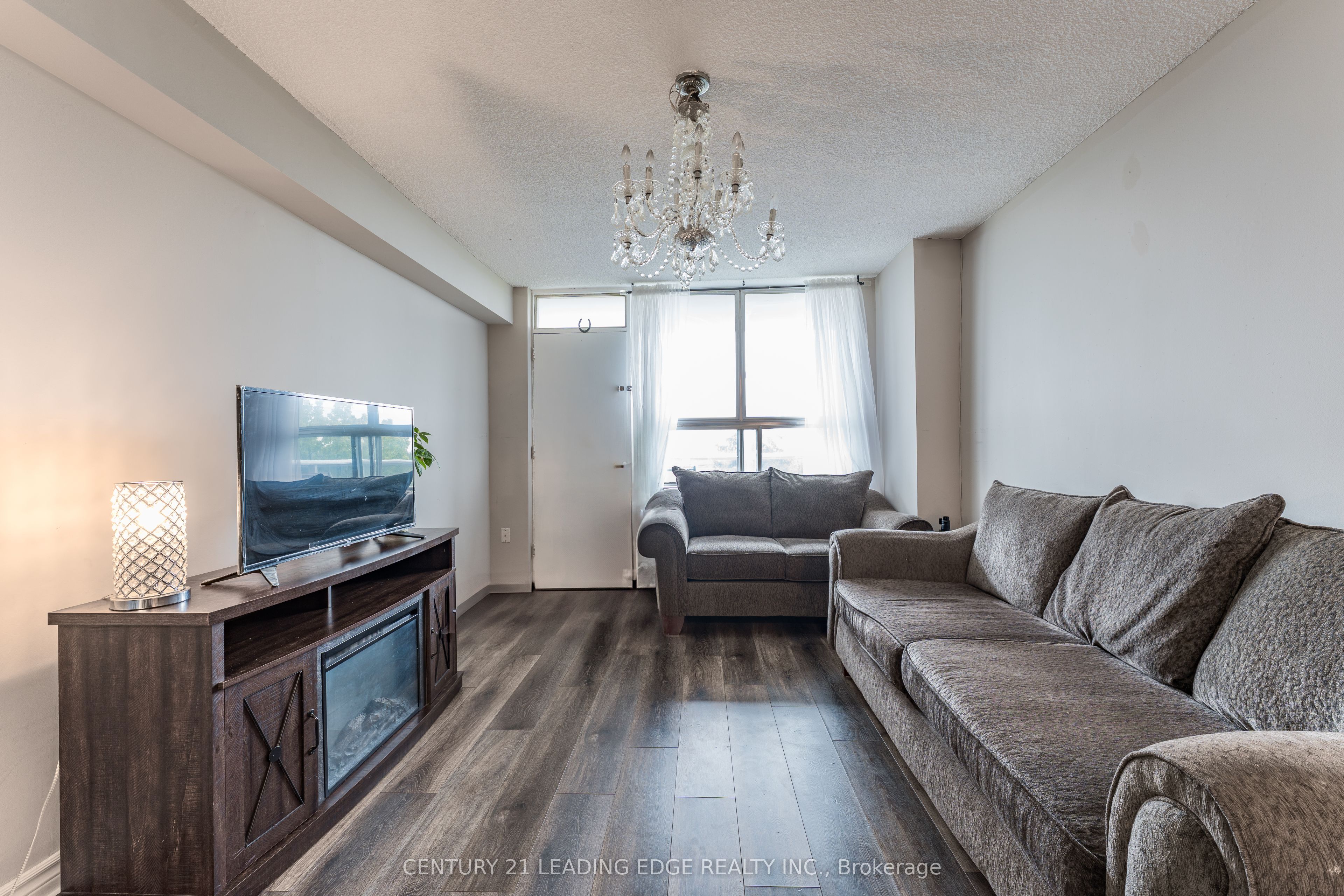 940 Caledonia Road 611 Property Photo 5