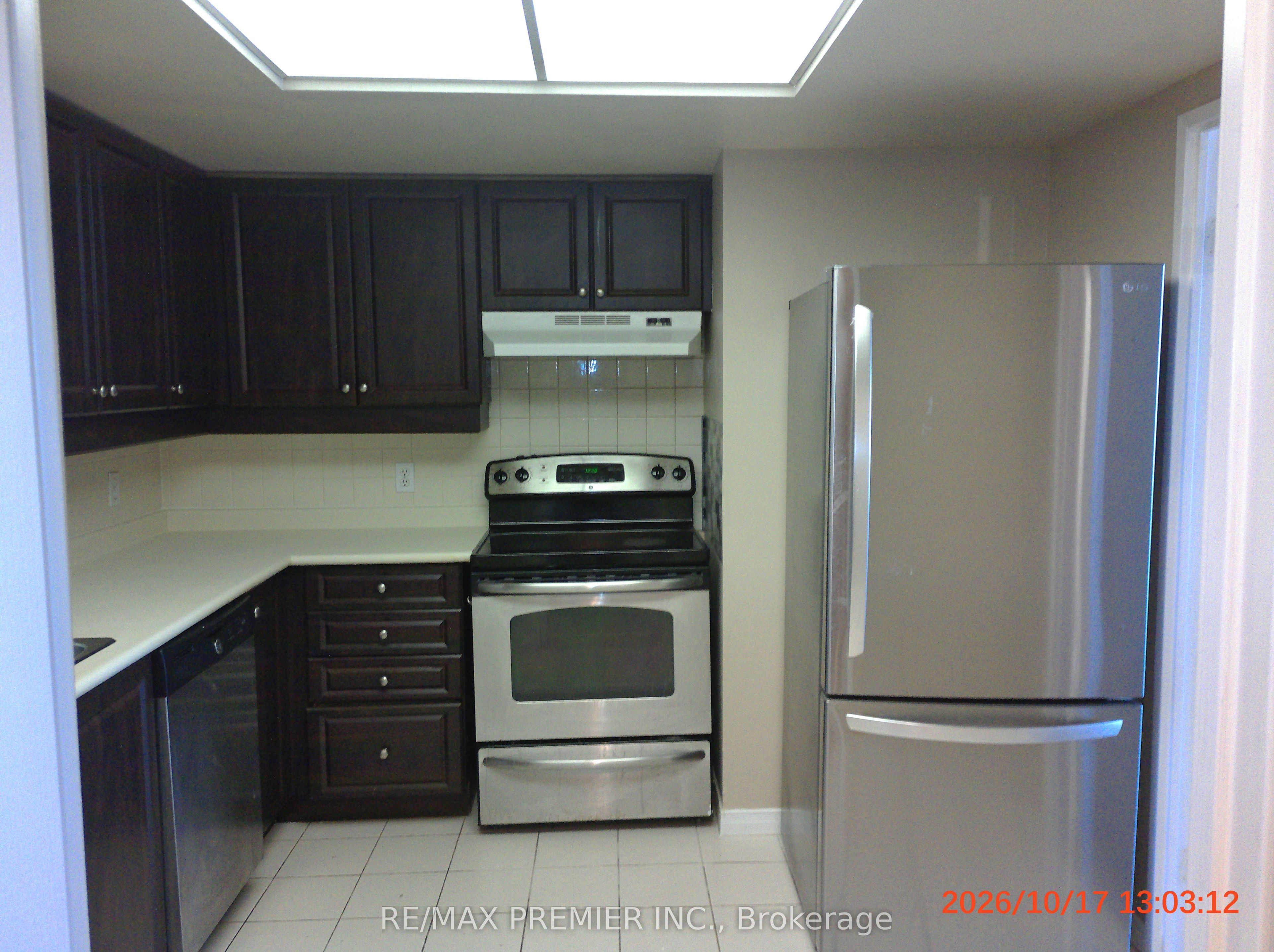 6 Humberline Drive 212 Property Photo 10
