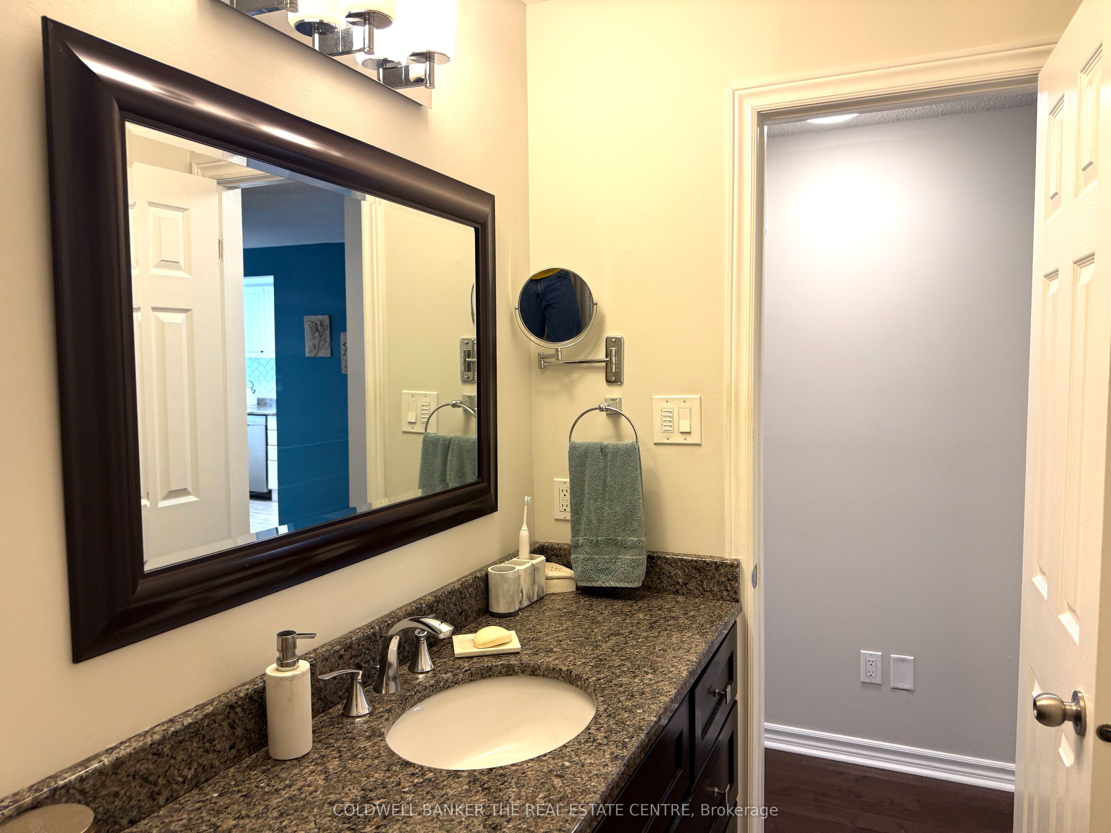 2055 Walkers Line 107 Property Photo 14