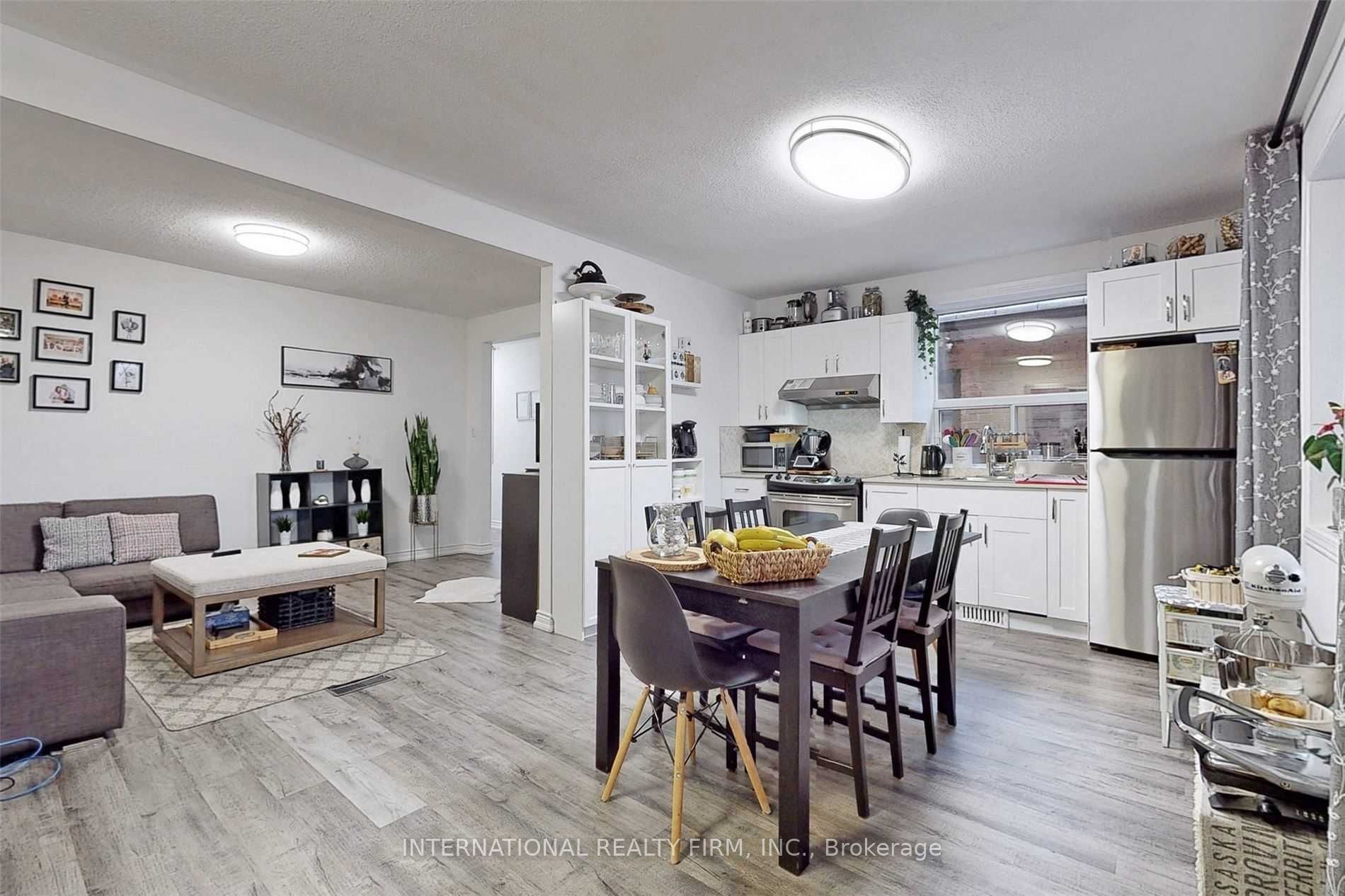 297 Gilbert Avenue Property Photo 8