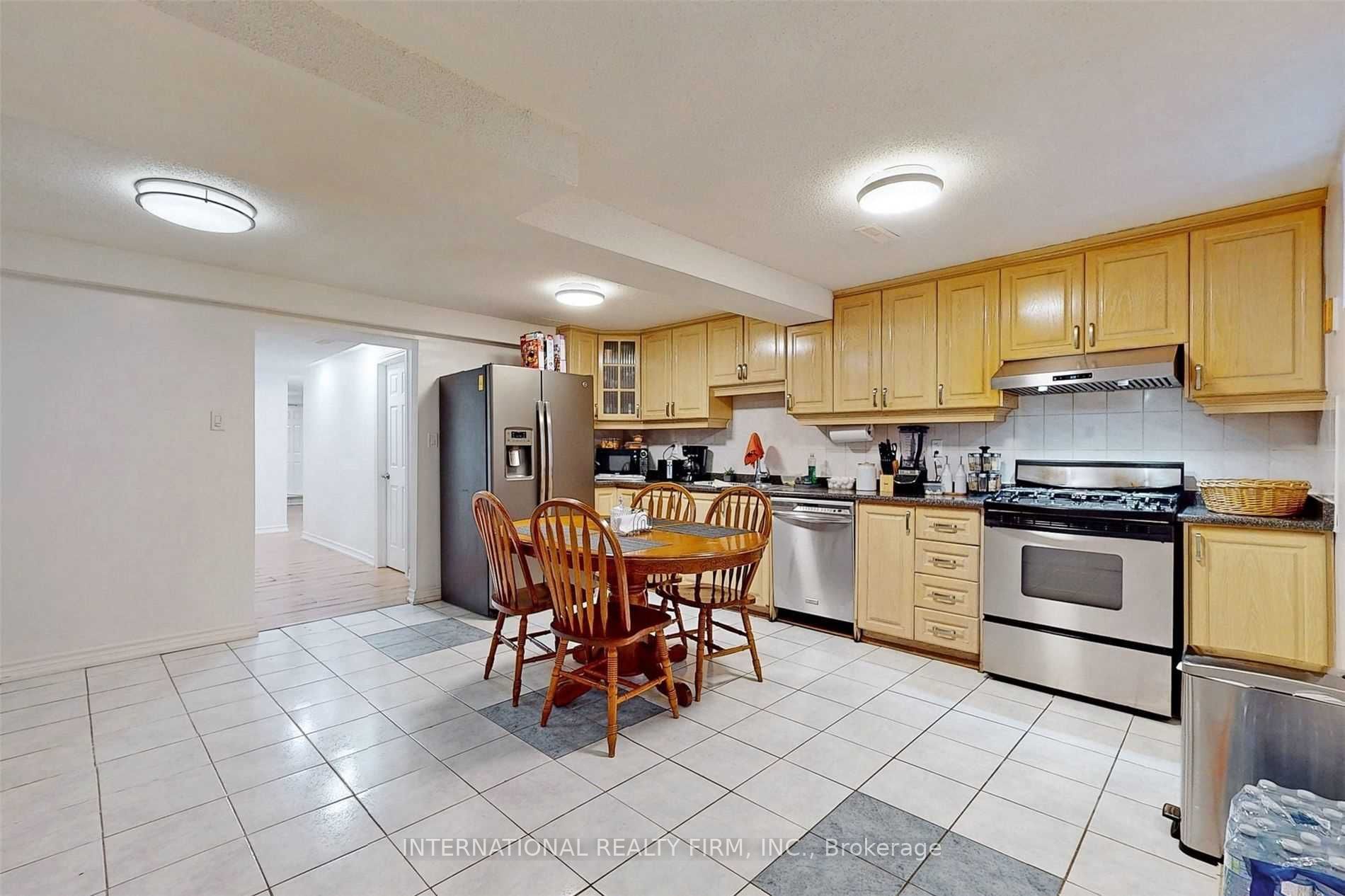 297 Gilbert Avenue Property Photo 16
