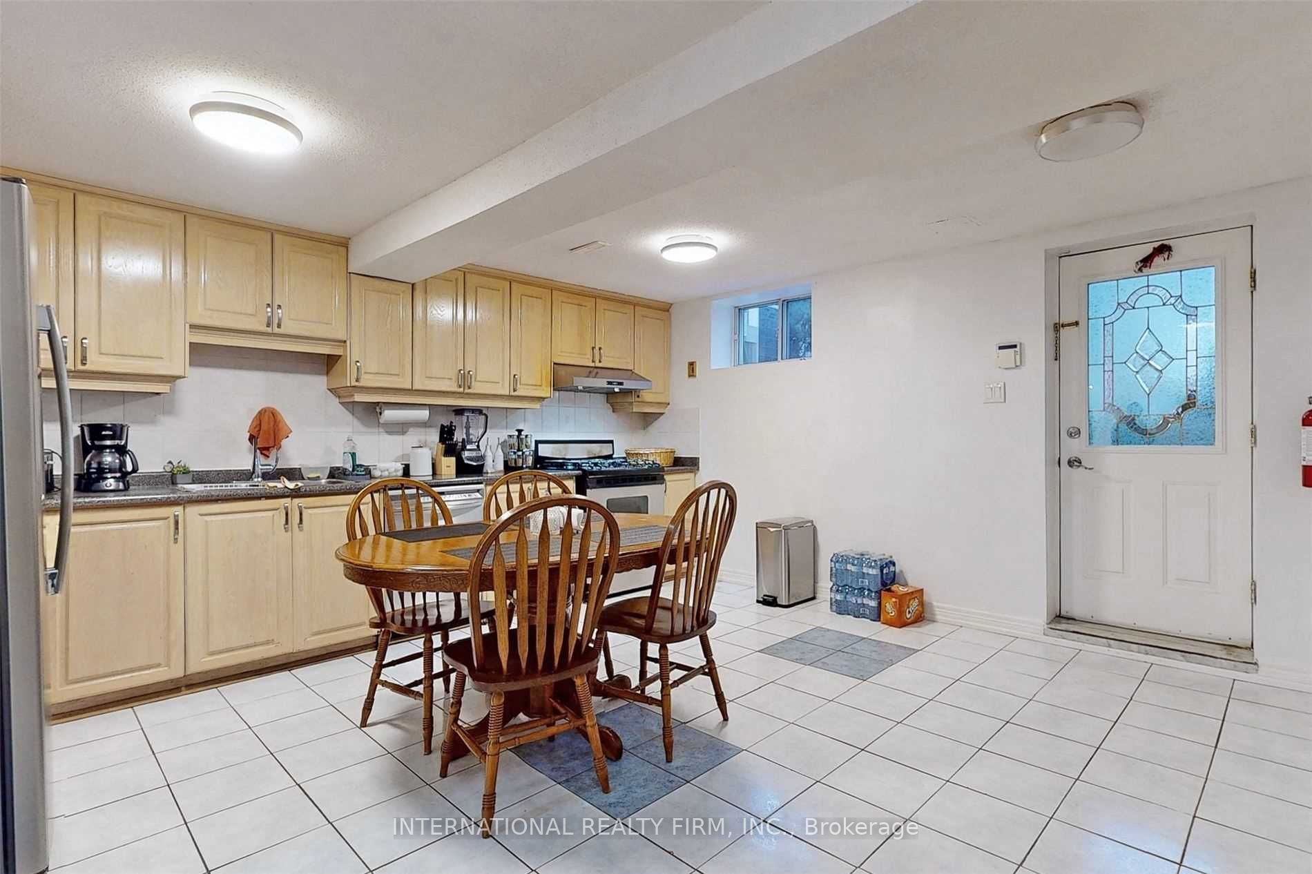 297 Gilbert Avenue Property Photo 19