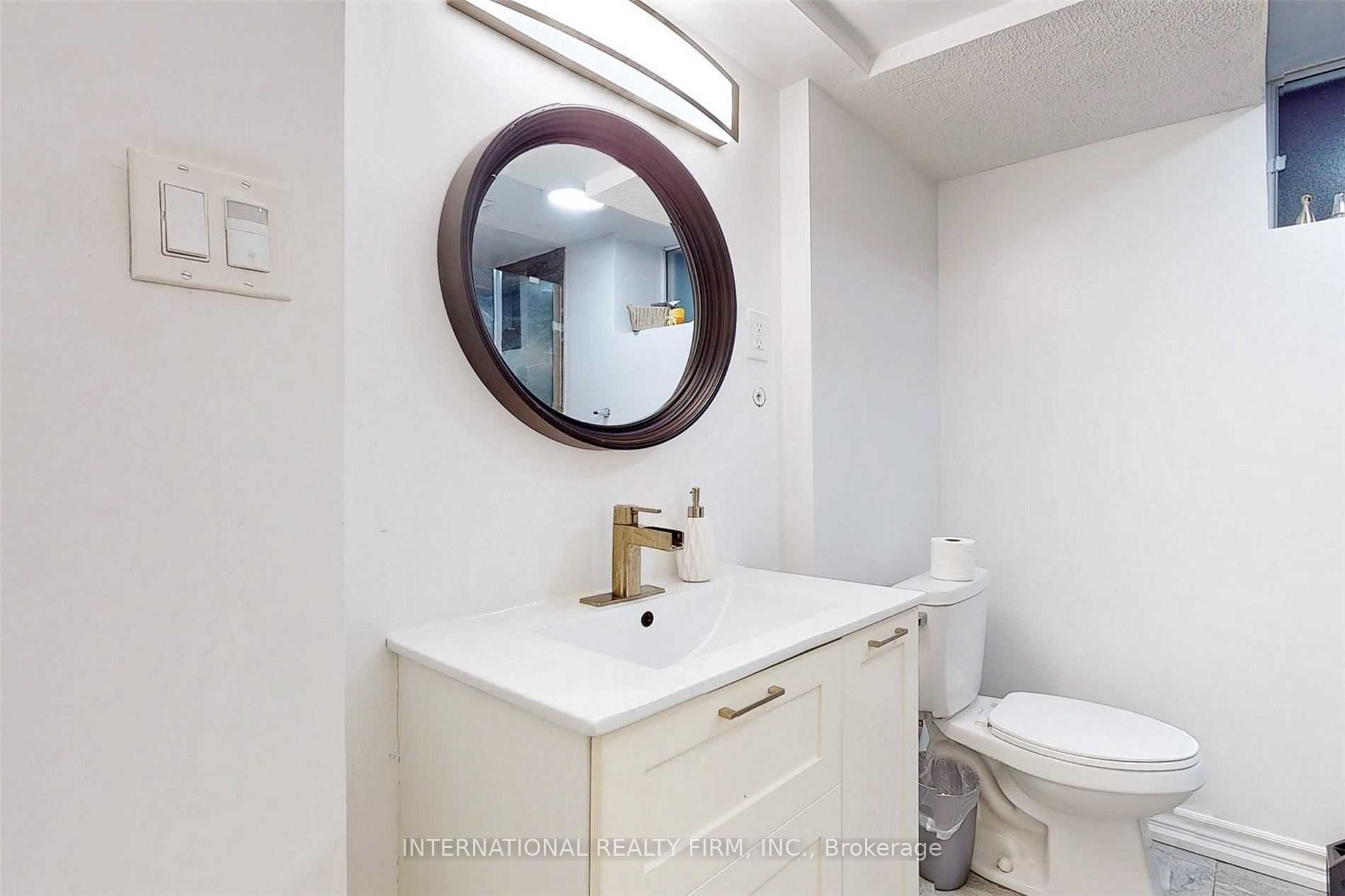 297 Gilbert Avenue Property Photo 24