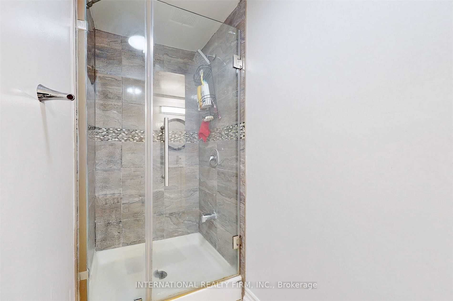 297 Gilbert Avenue Property Photo 25