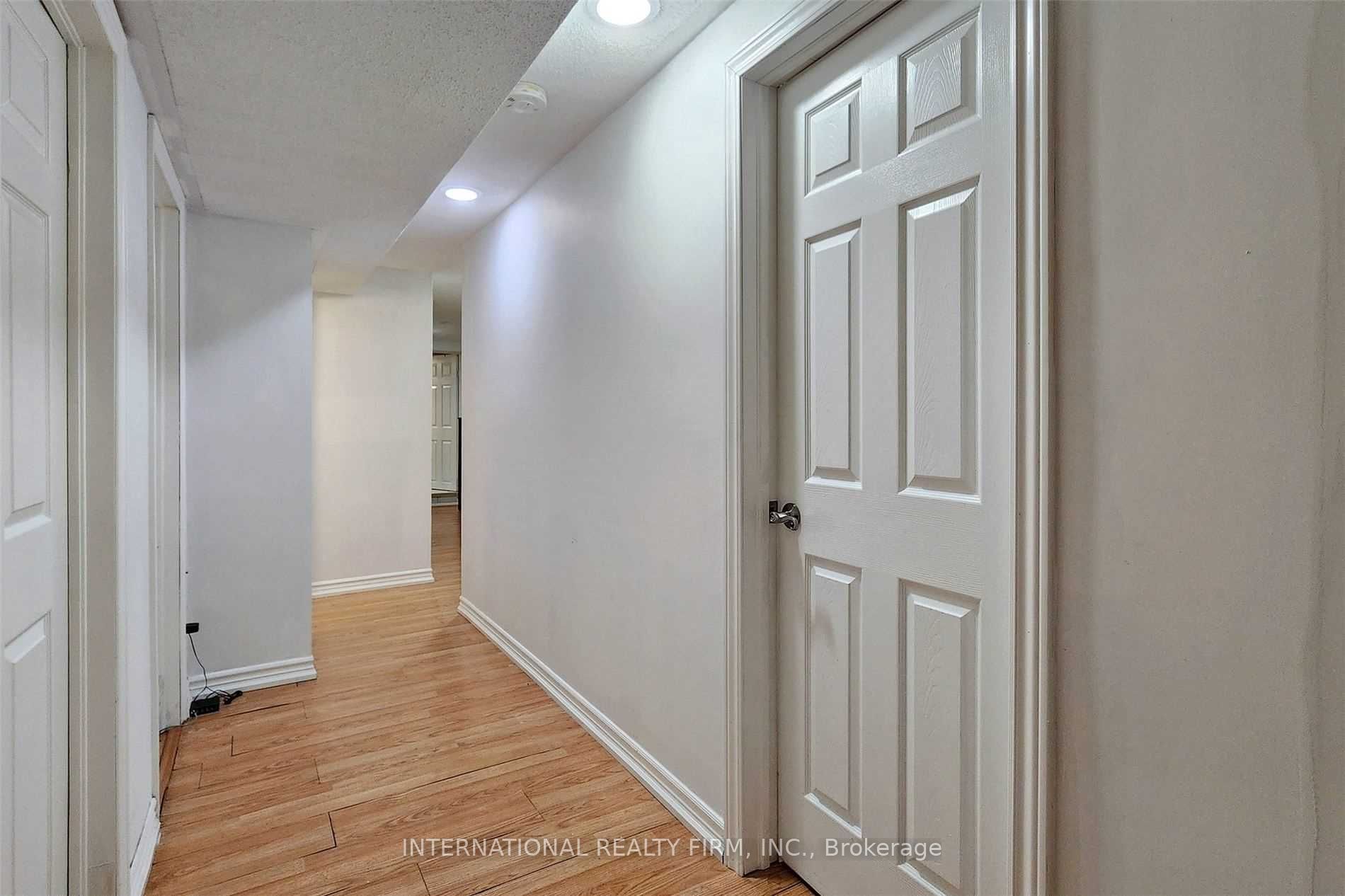 297 Gilbert Avenue Property Photo 29