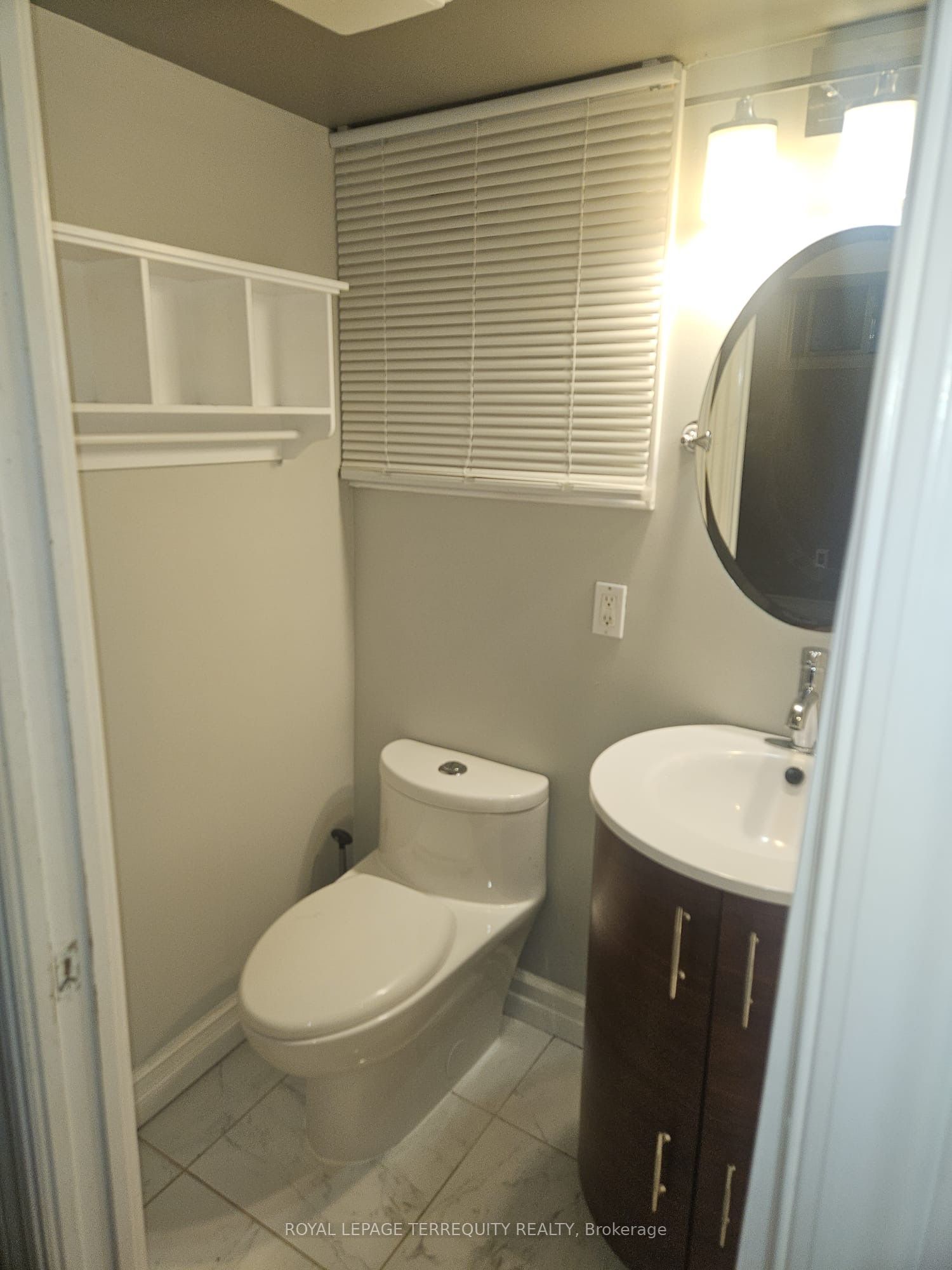 2 Golden Avenue Basement Property Photo 2
