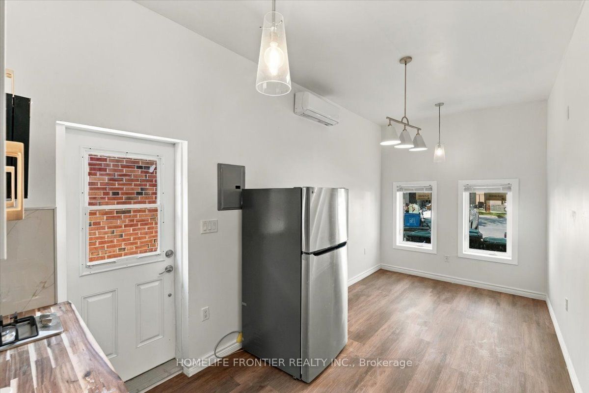 99 Regent Road Unit 2 Property Photo 1