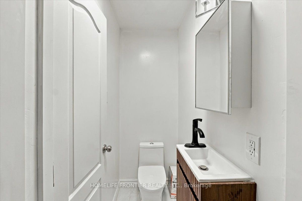 99 Regent Road Unit 4 Property Photo 6