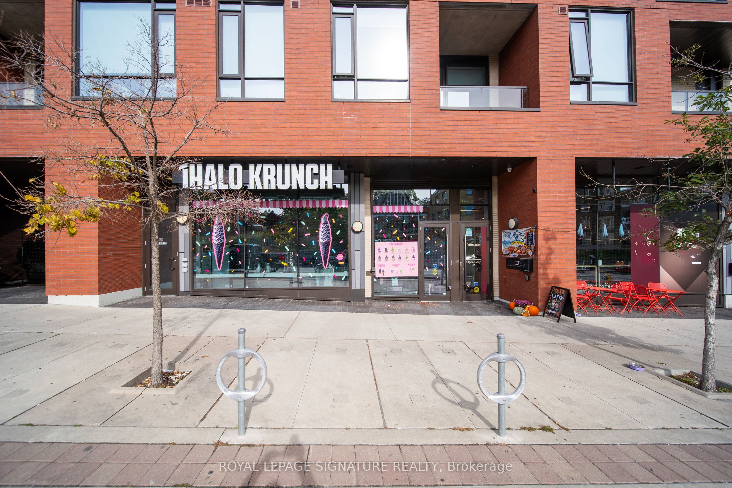 2114 Bloor Street W Unit A Property Photo 1