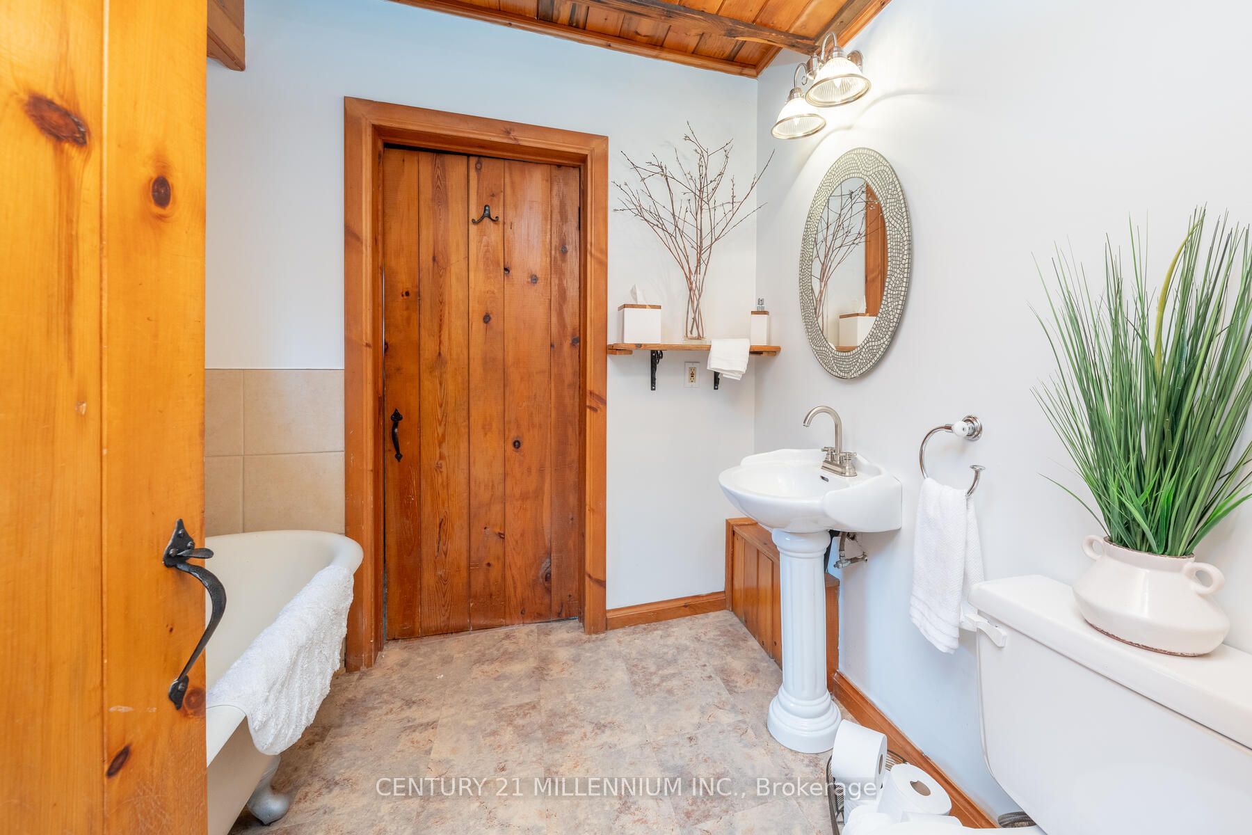 20909 Shaws Creek Road Property Photo 9