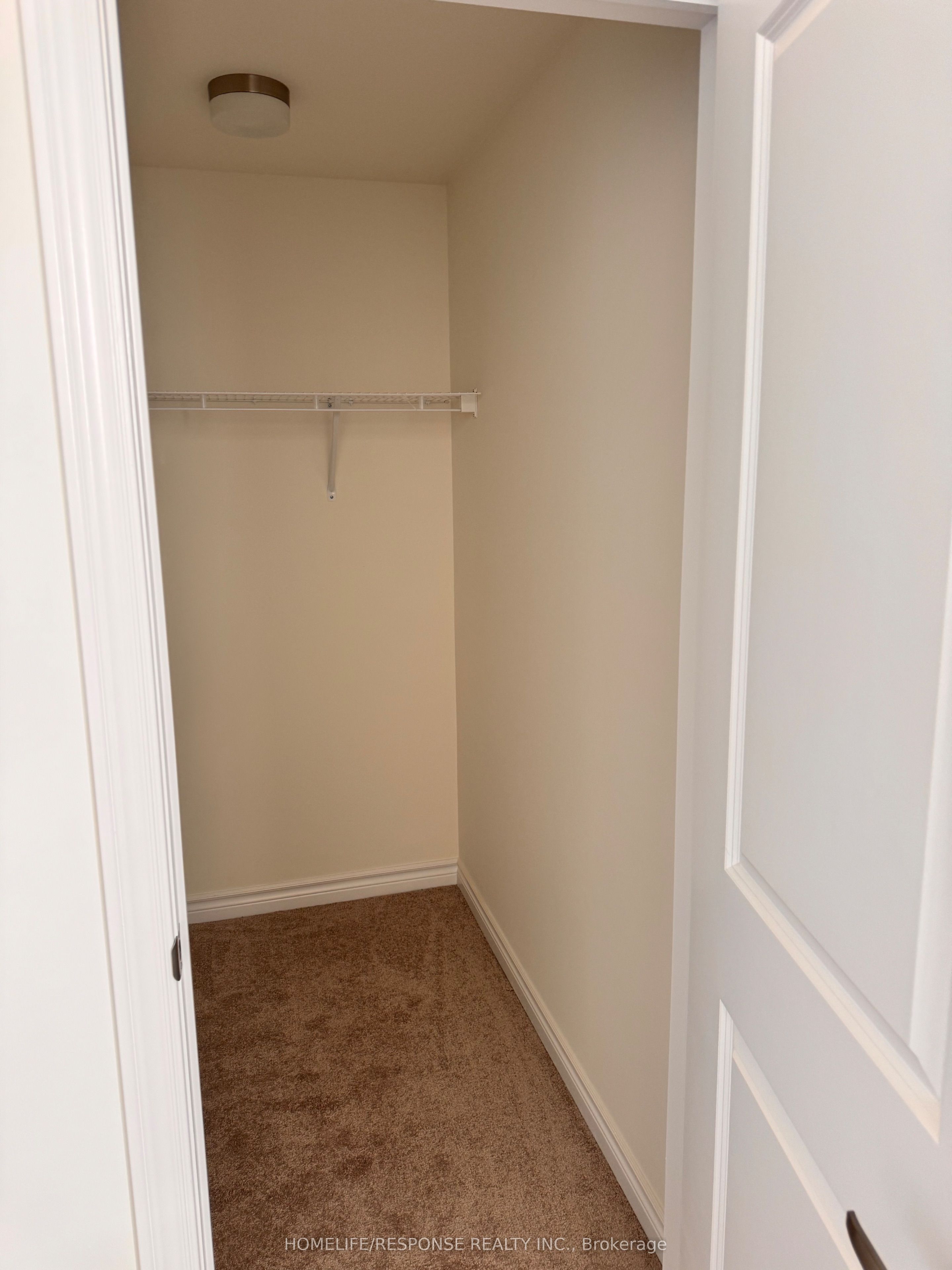 74 Fieldfare Road Basement Property Photo 11