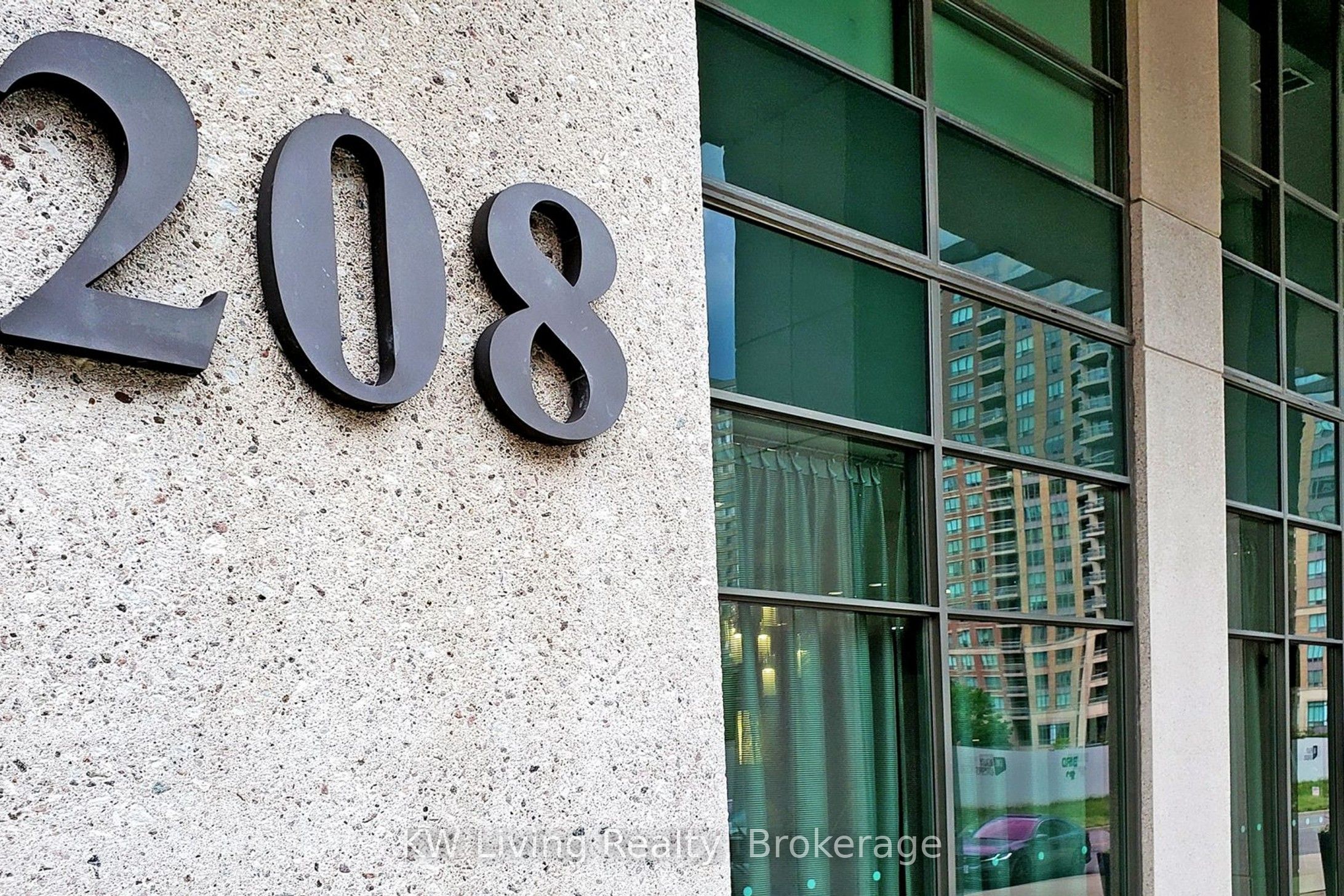 208 Enfield Place 1007 Property Photo 4