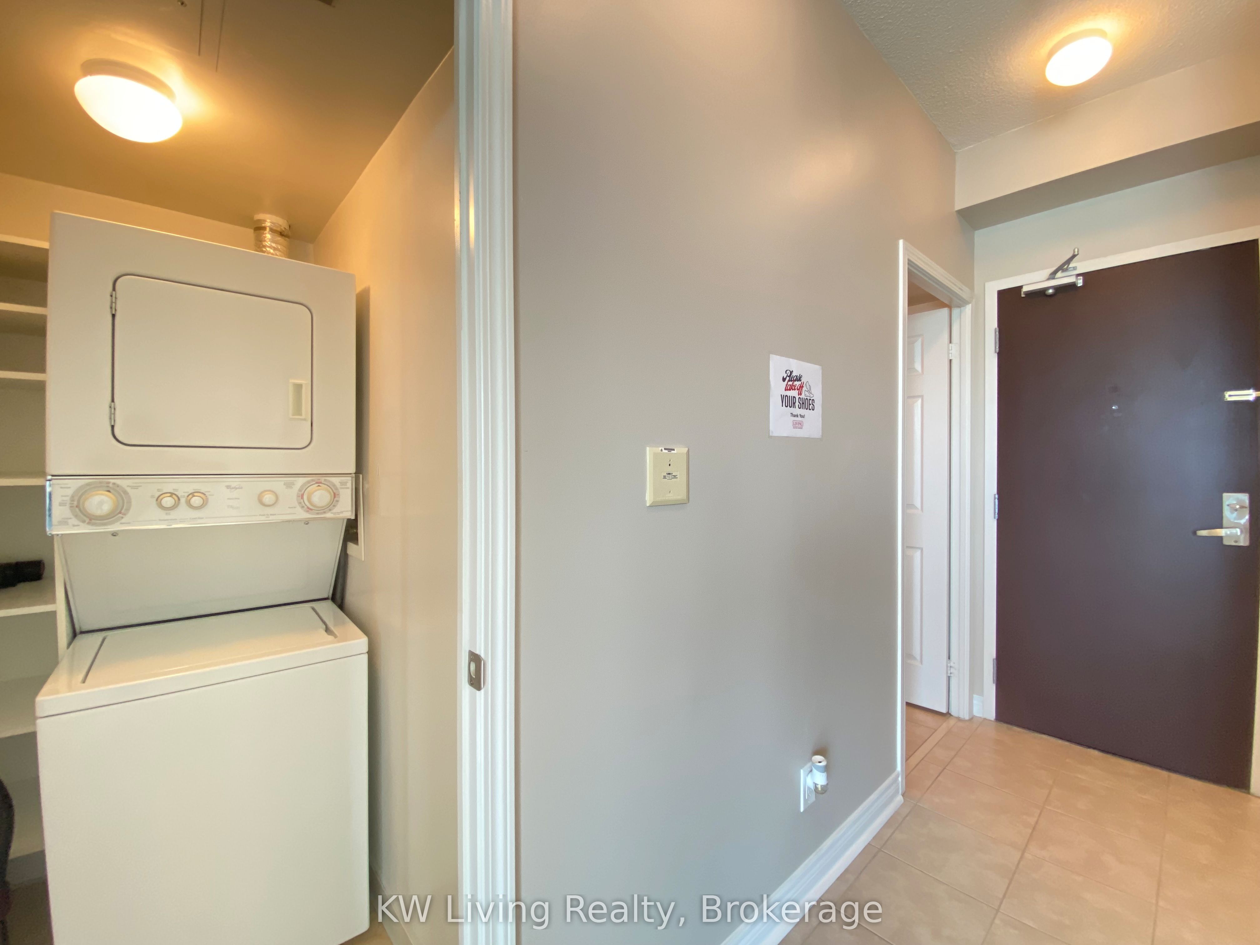 208 Enfield Place 1007 Property Photo 23