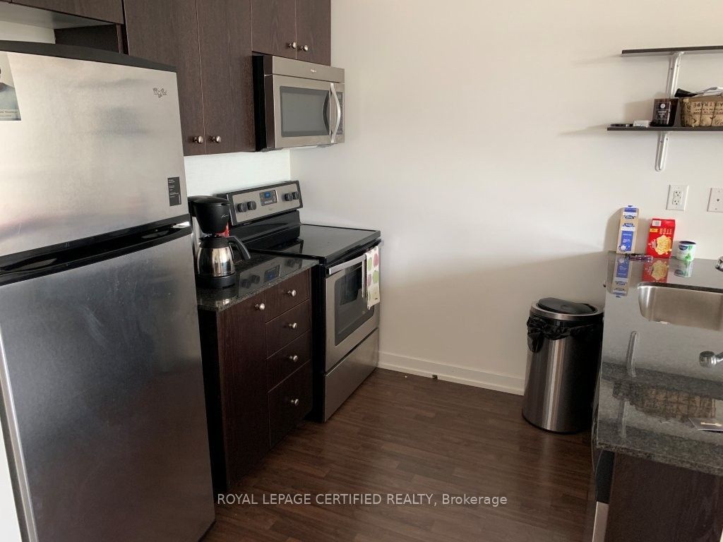 5101 Dundas Street W 308 Property Photo 5