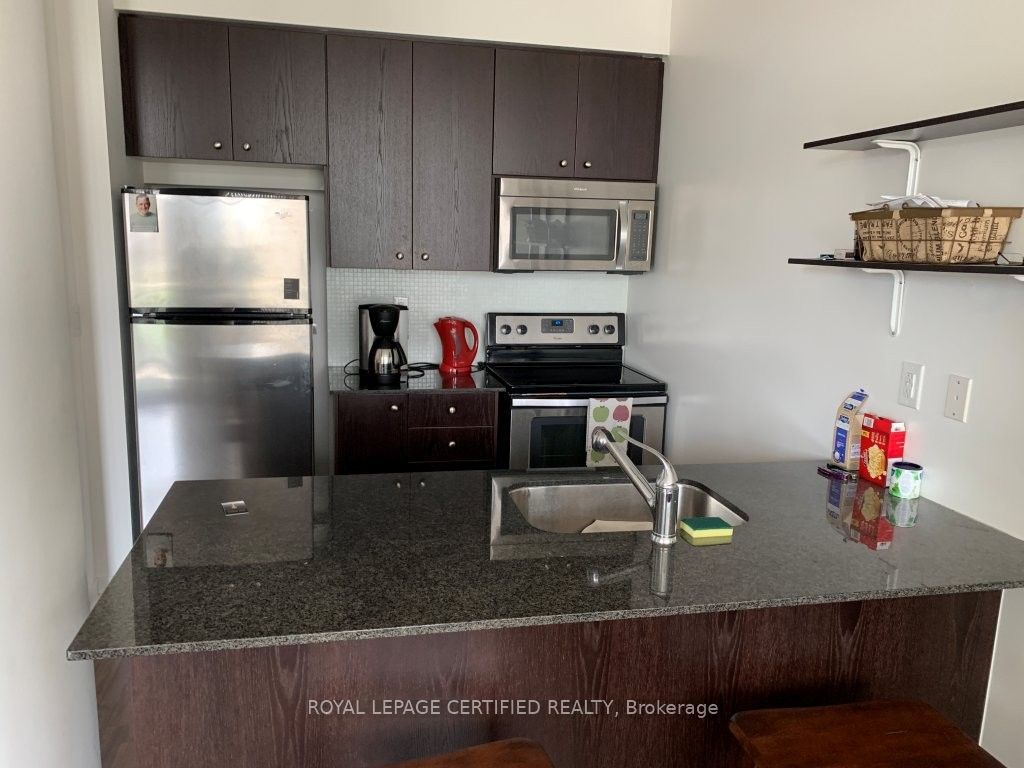 5101 Dundas Street W 308 Property Photo 7