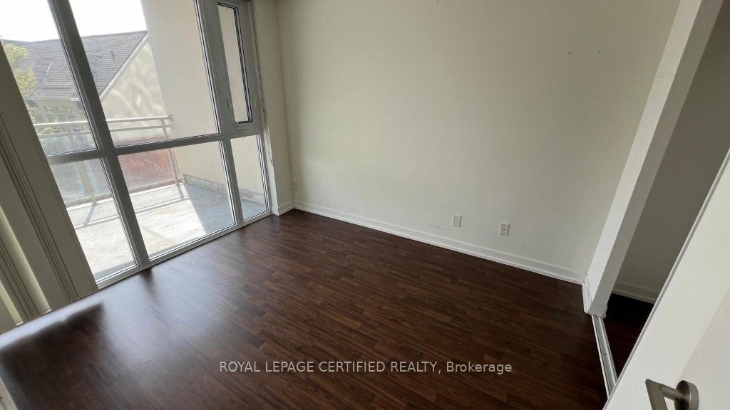 5101 Dundas Street W 308 Property Photo 14
