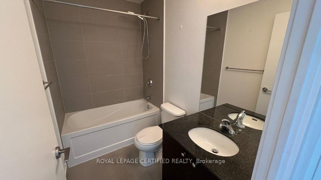 5101 Dundas Street W 308 Property Photo 16