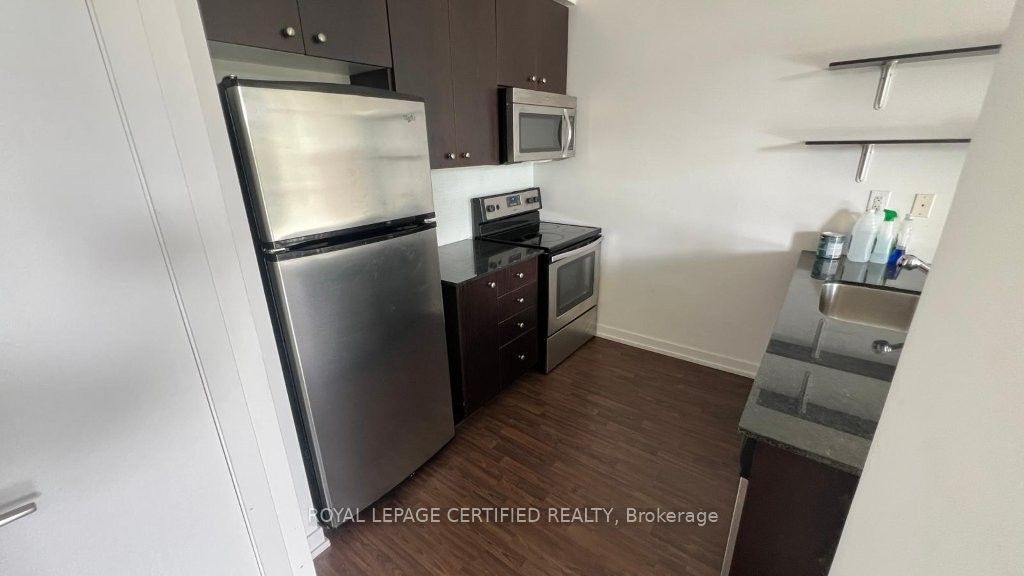 5101 Dundas Street W 308 Property Photo 18