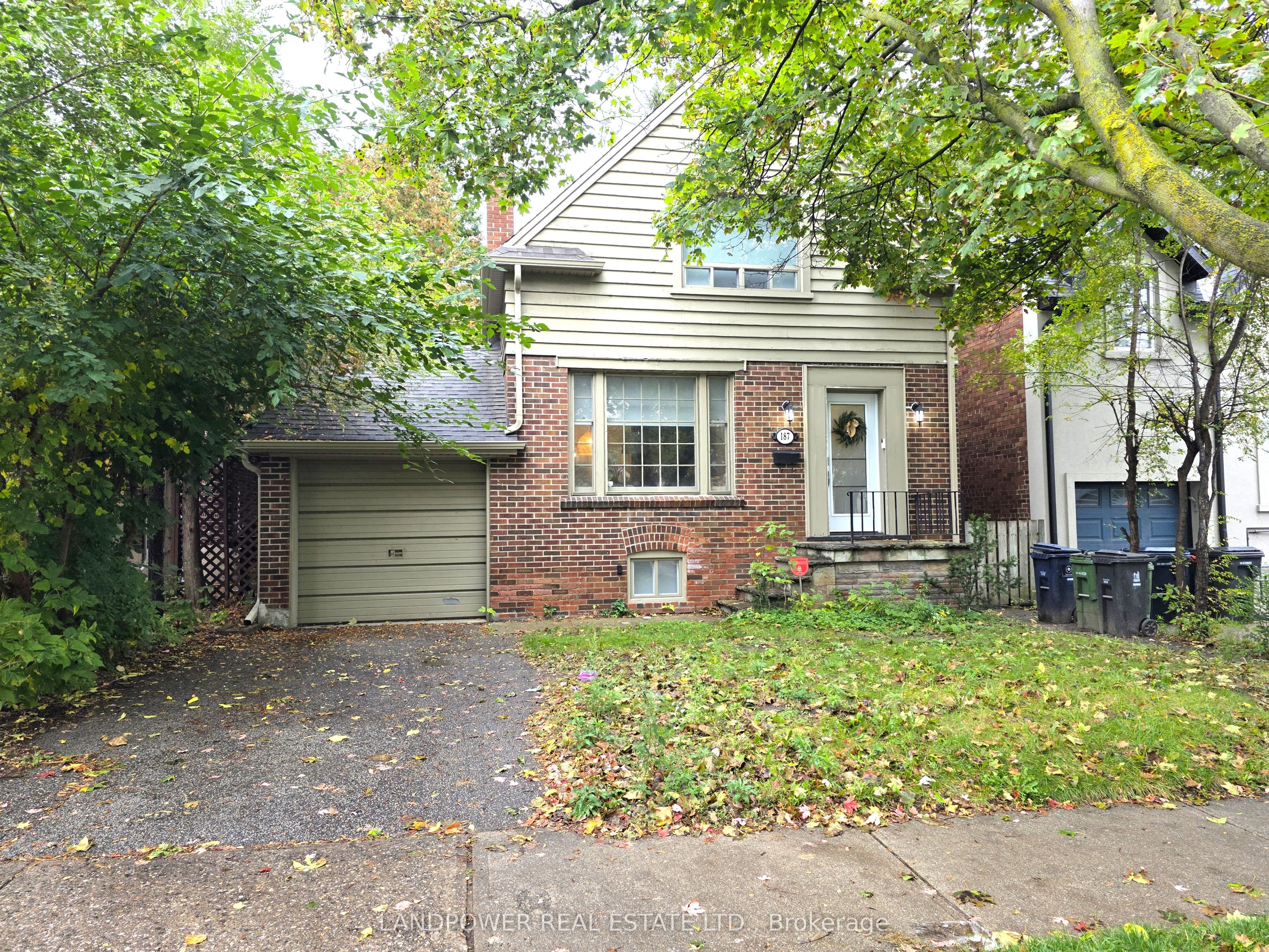187 Park Lawn Road Property Photo 1