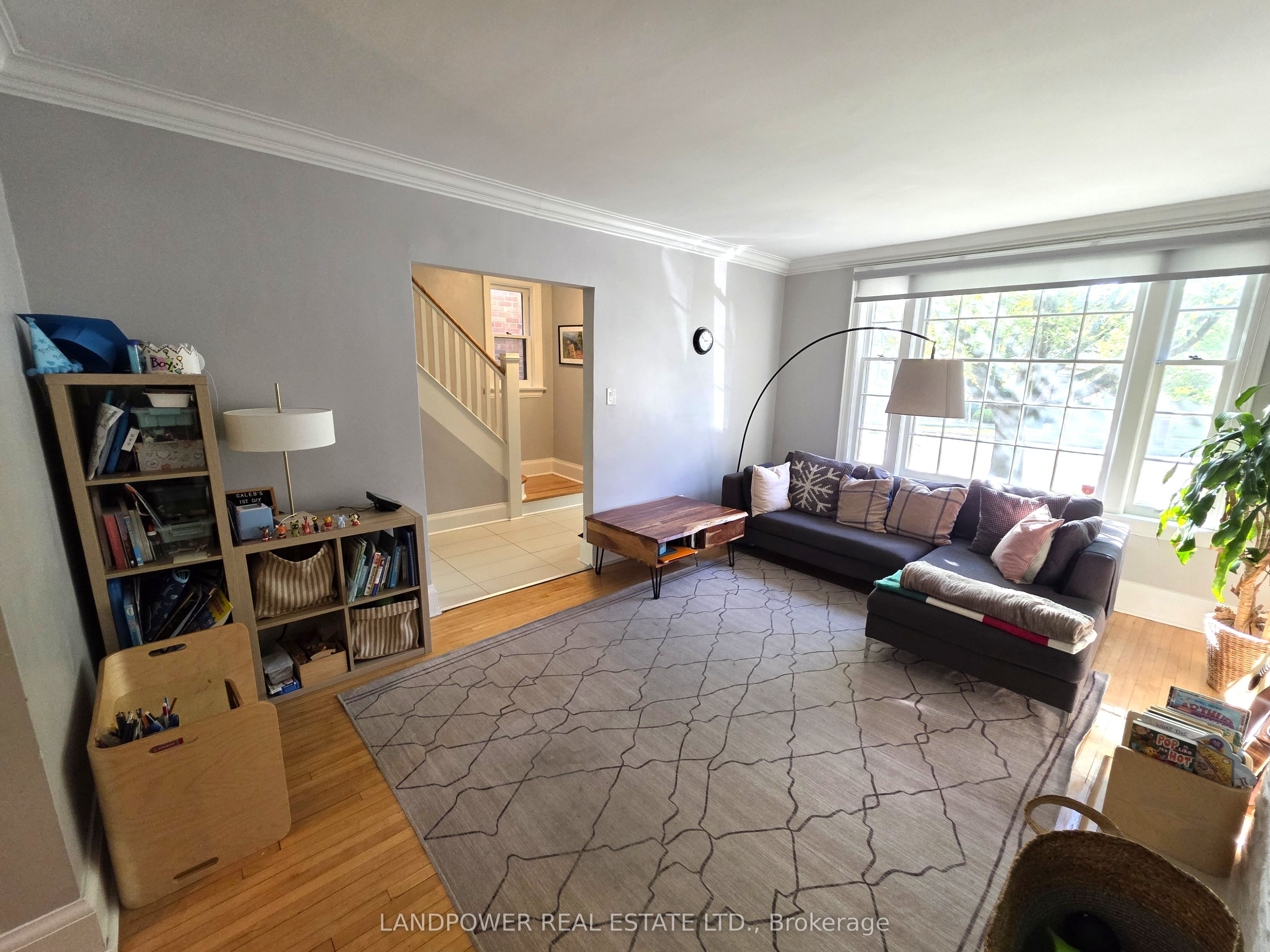 187 Park Lawn Road Property Photo 6