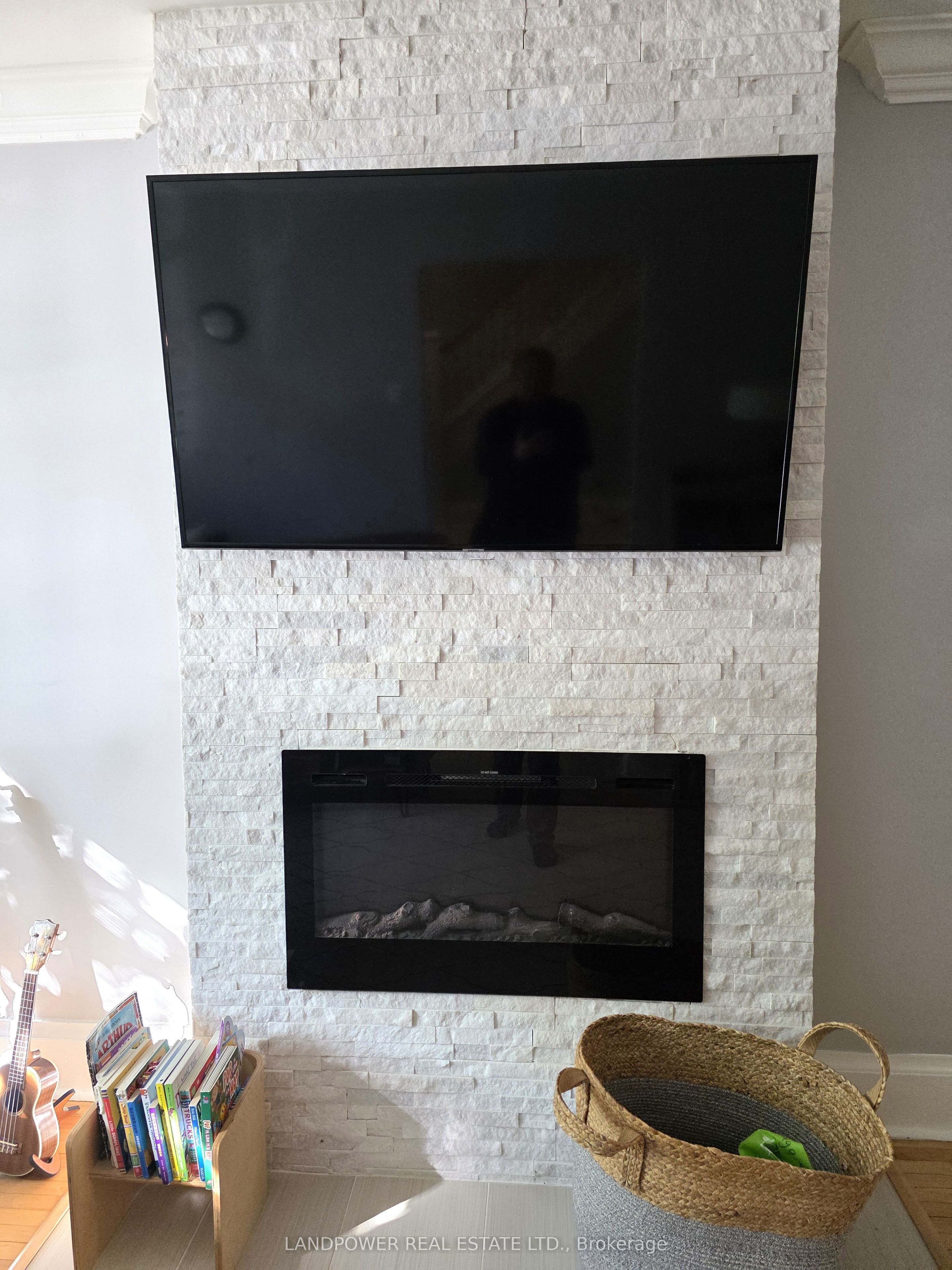 187 Park Lawn Road Property Photo 8