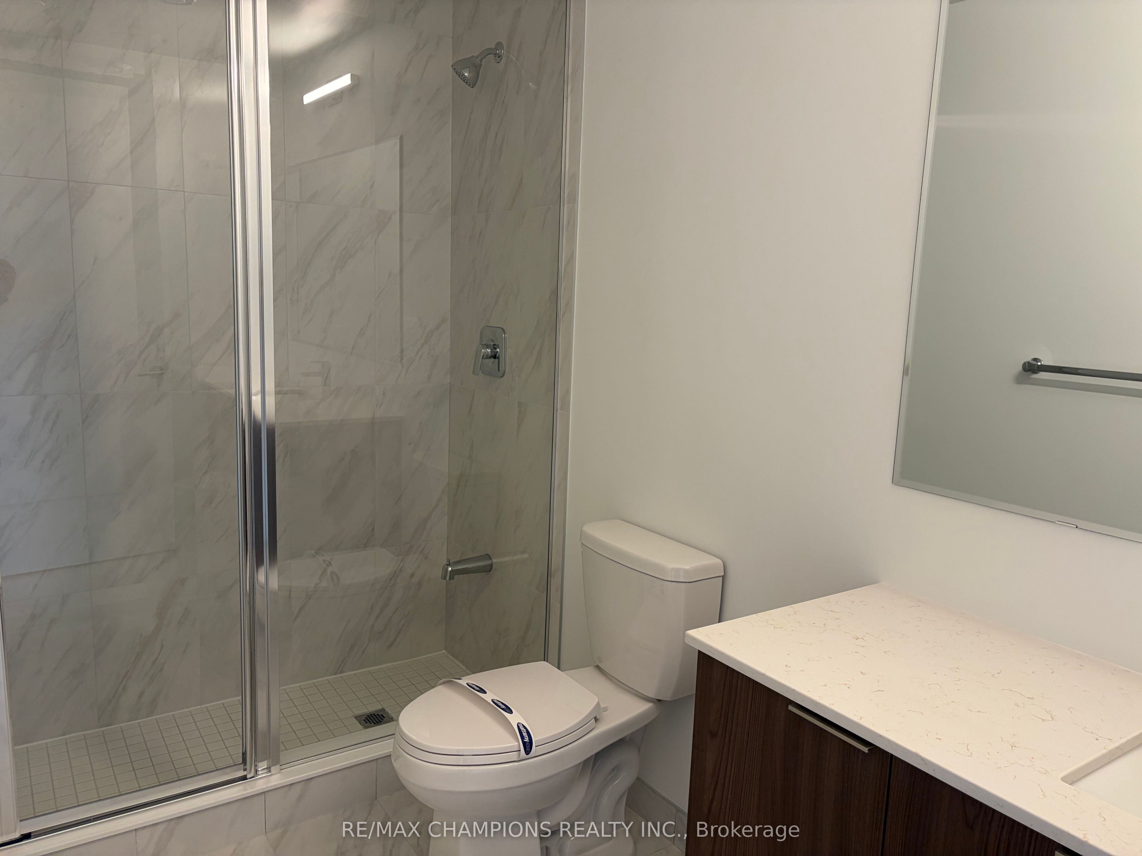 3008 William Cutmore Boulevard 607 Property Photo 5