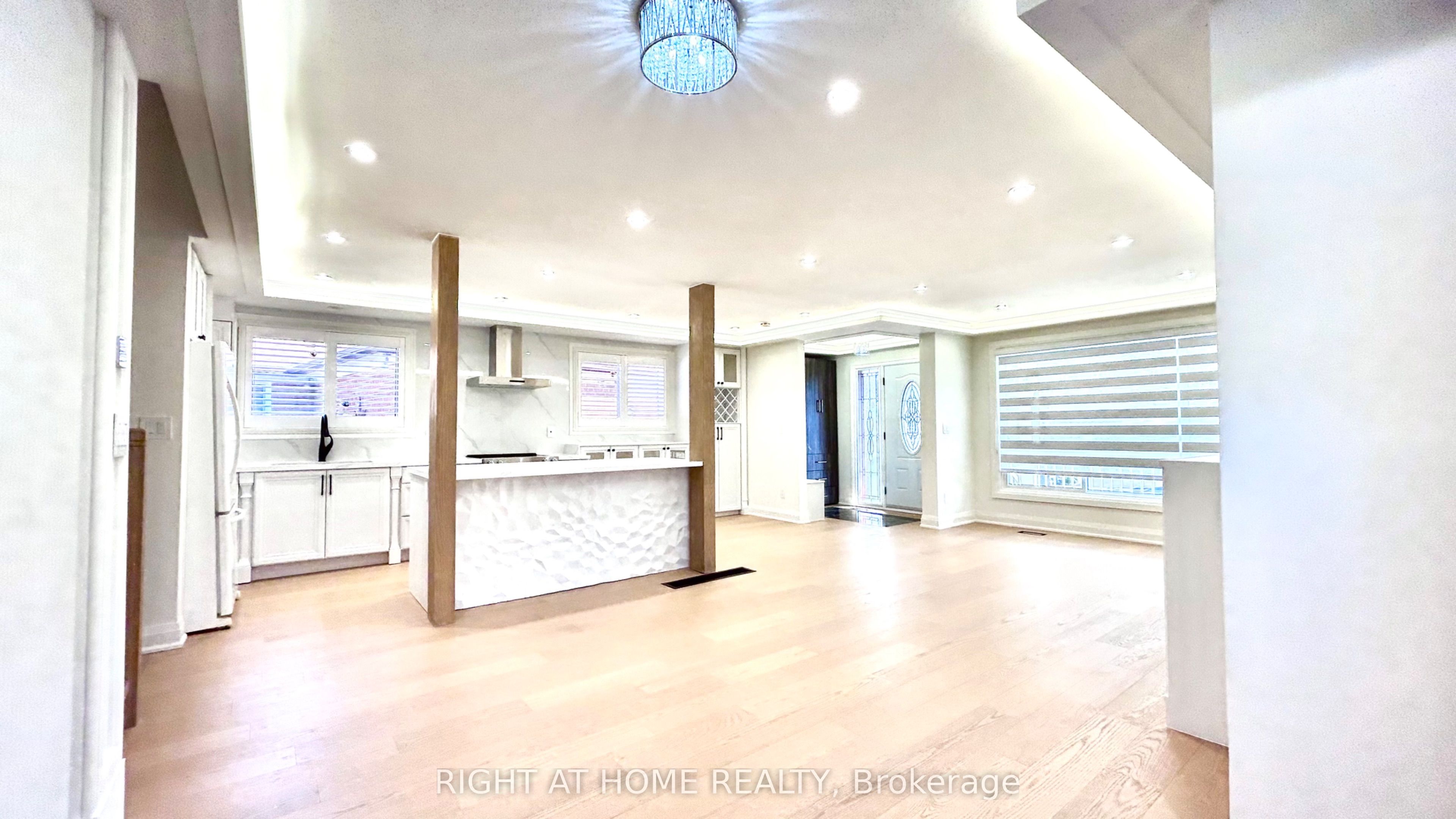 575 Eversley Drive Property Photo 9