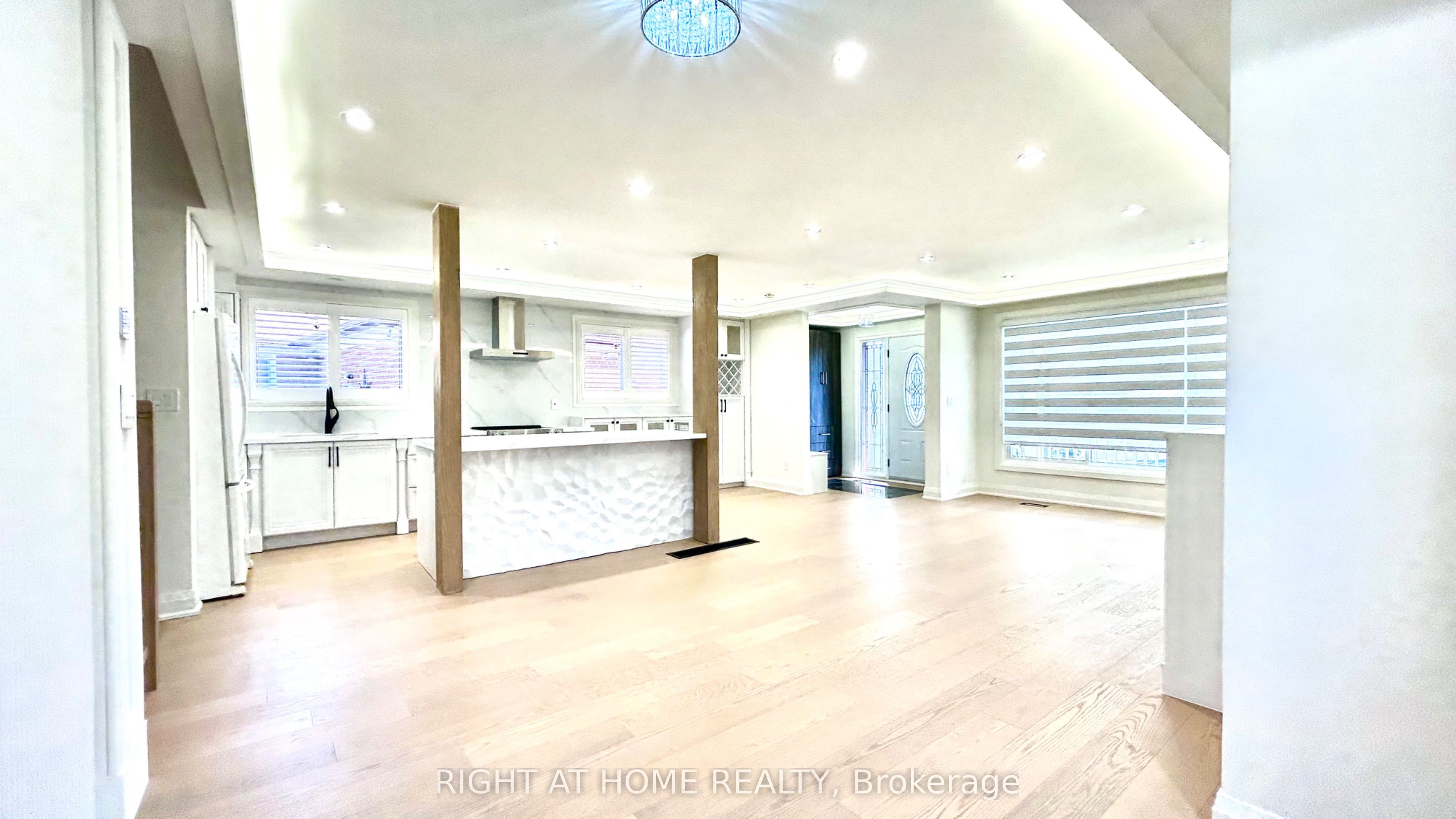575 Eversley Drive Property Photo 10