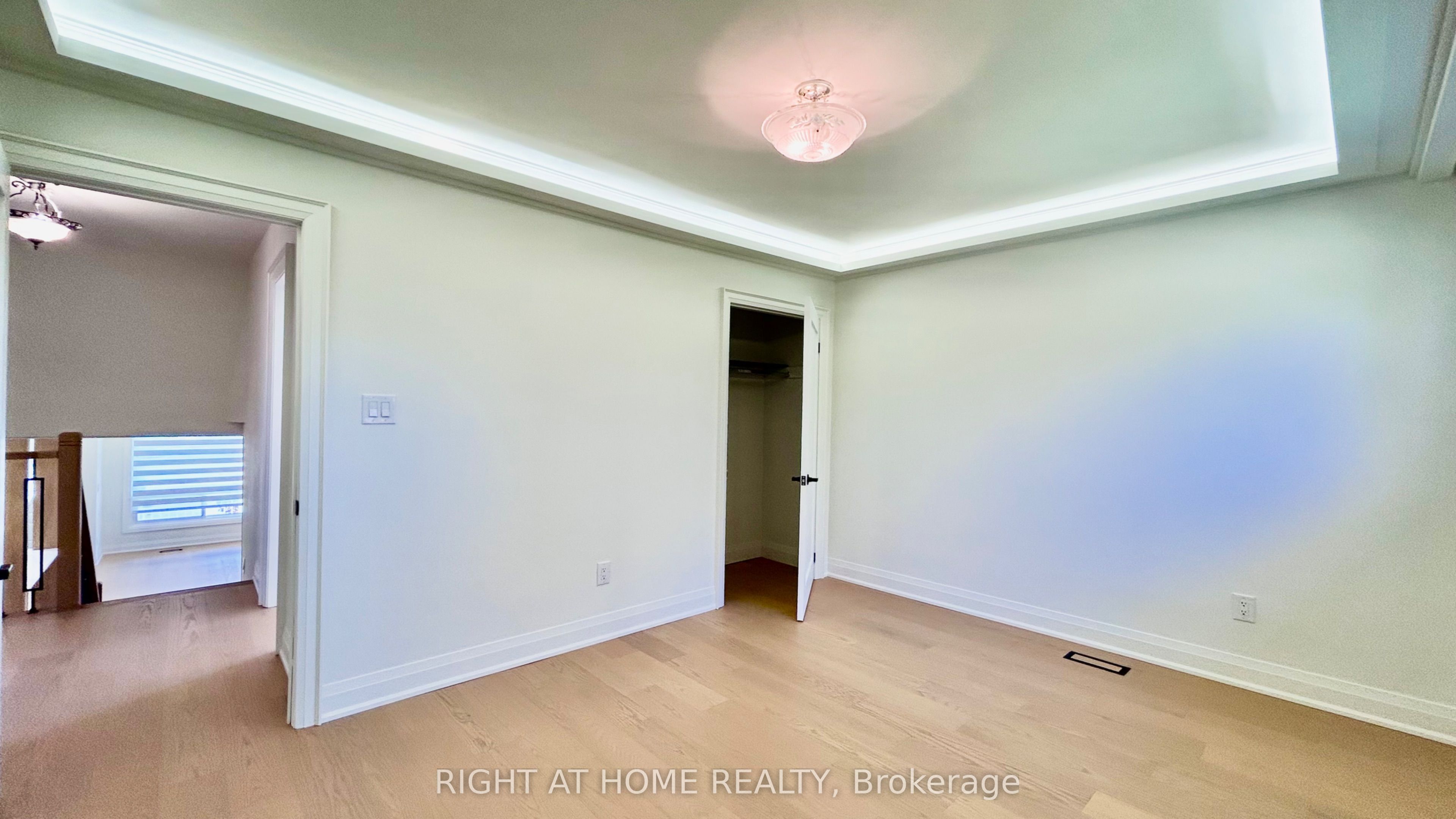 575 Eversley Drive Property Photo 21