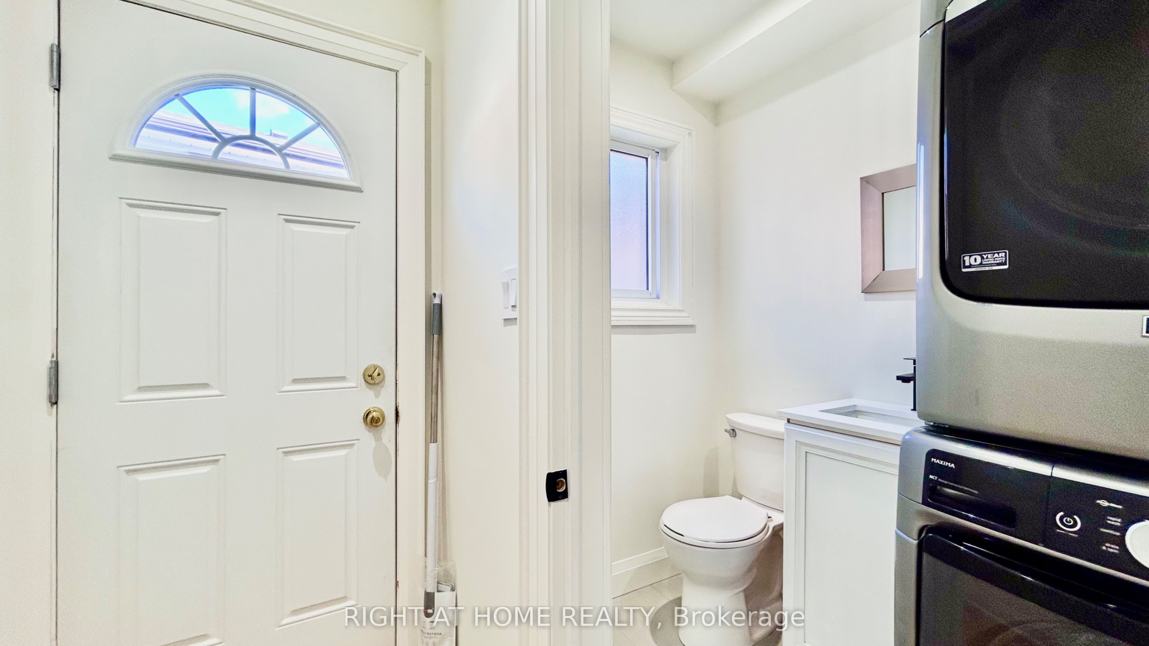 575 Eversley Drive Property Photo 25