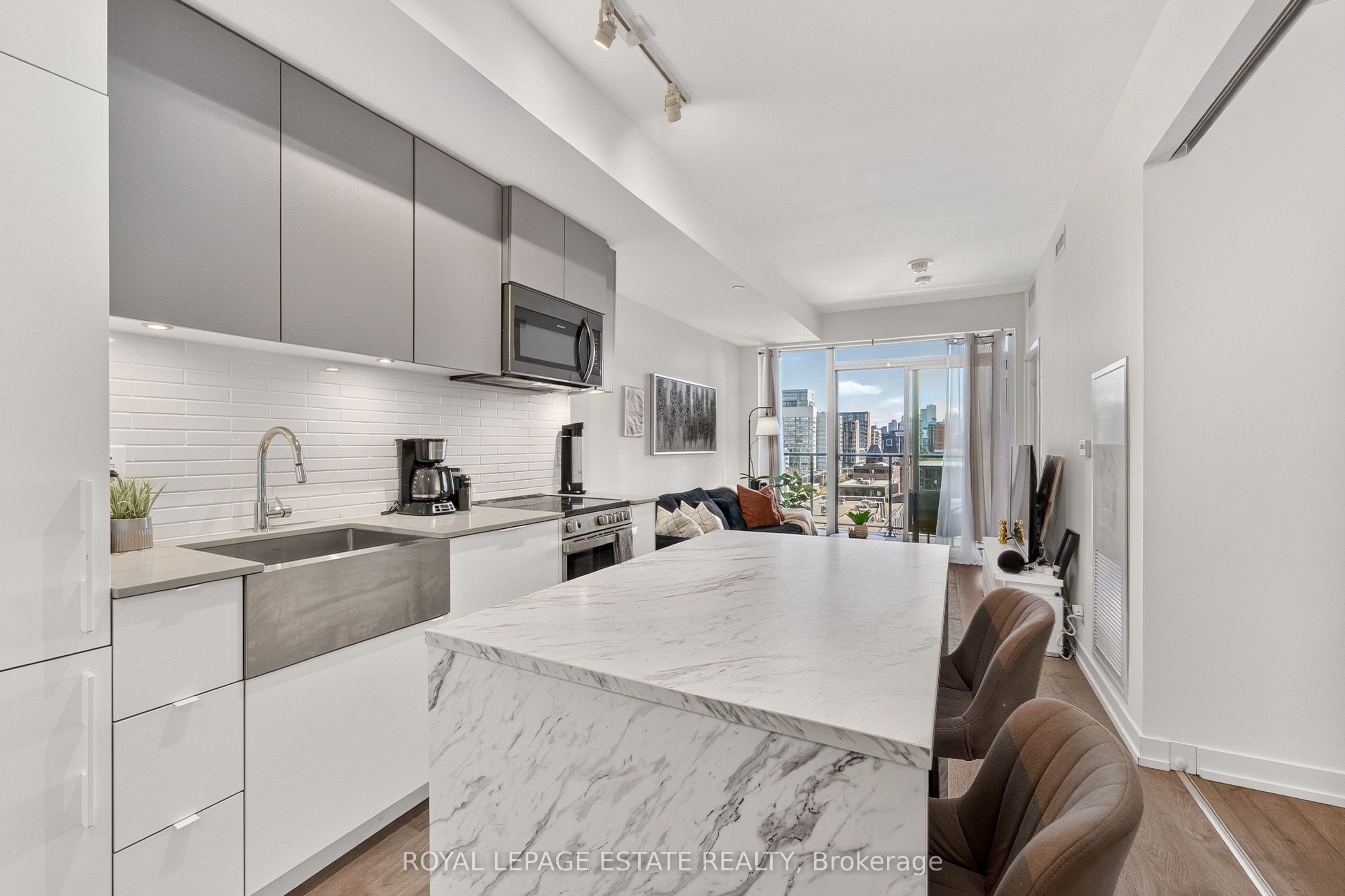 270 Dufferin Street 626 Property Photo 5