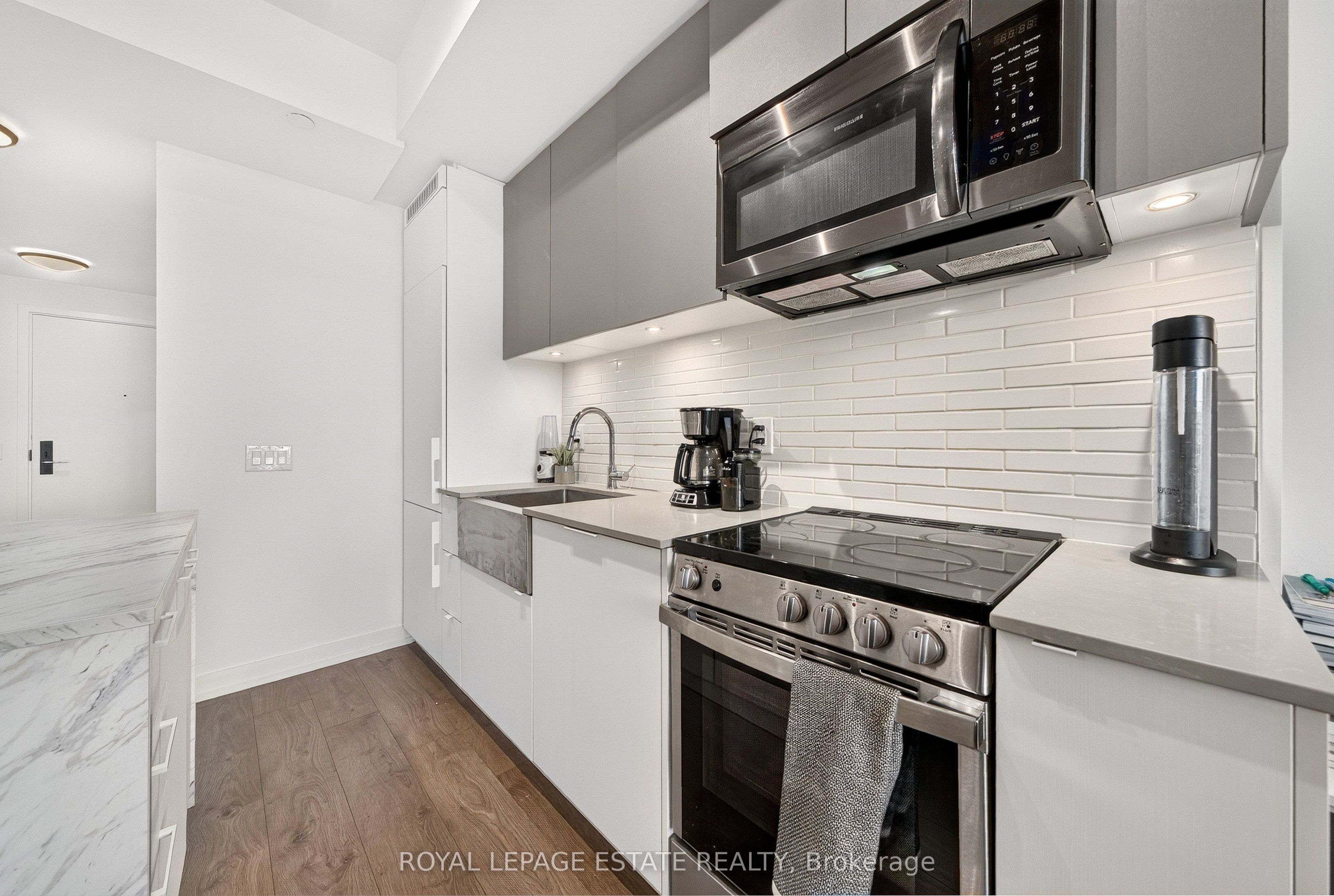 270 Dufferin Street 626 Property Photo 8