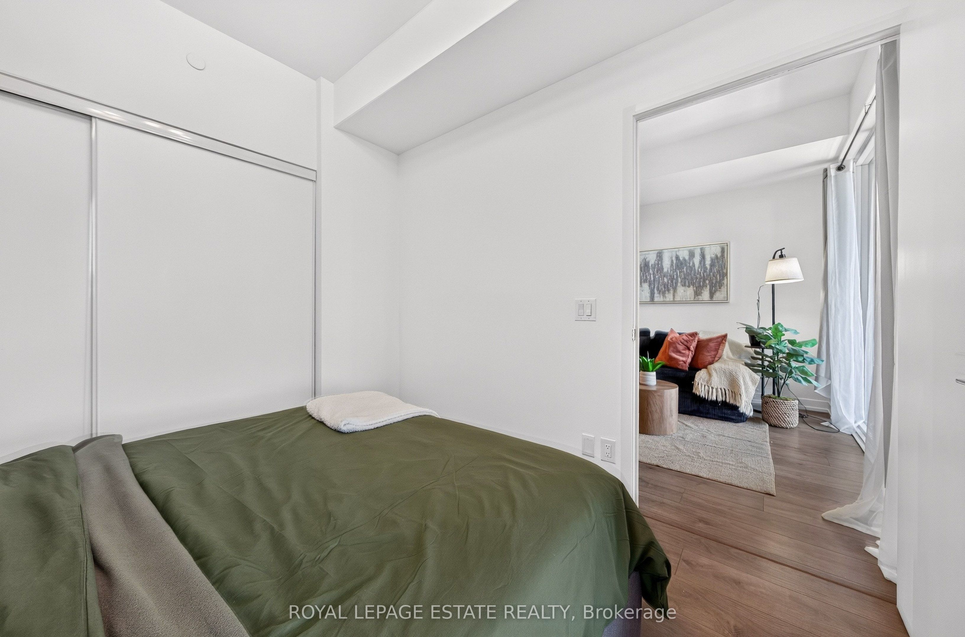 270 Dufferin Street 626 Property Photo 20