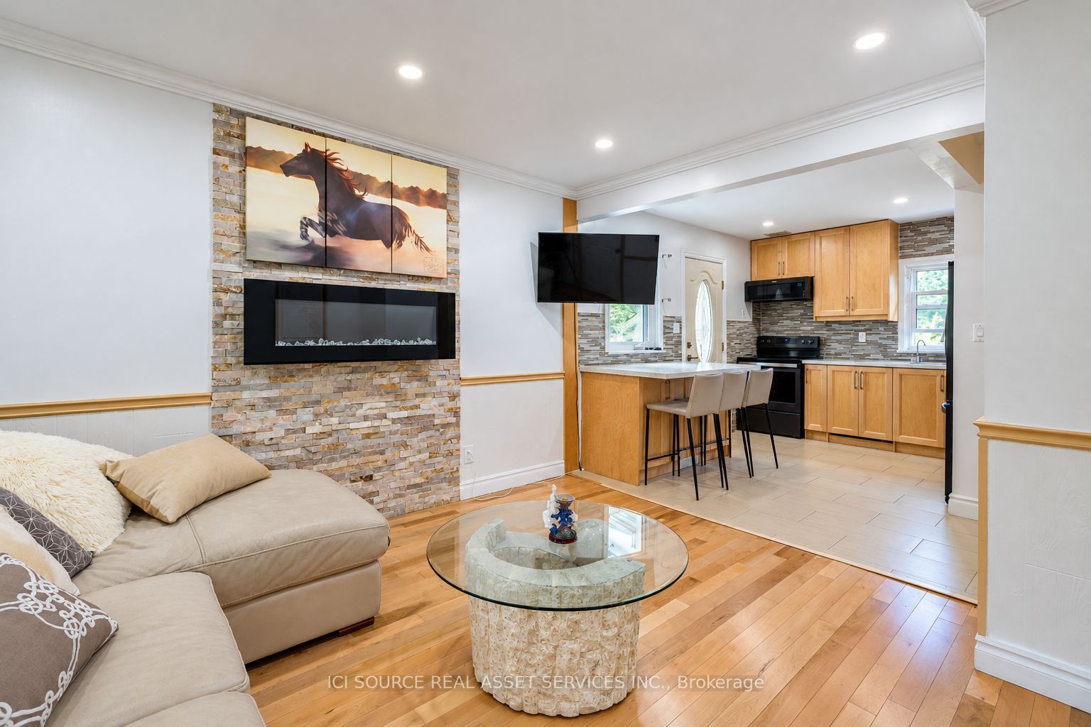 2014 Balsam Avenue Property Photo 2