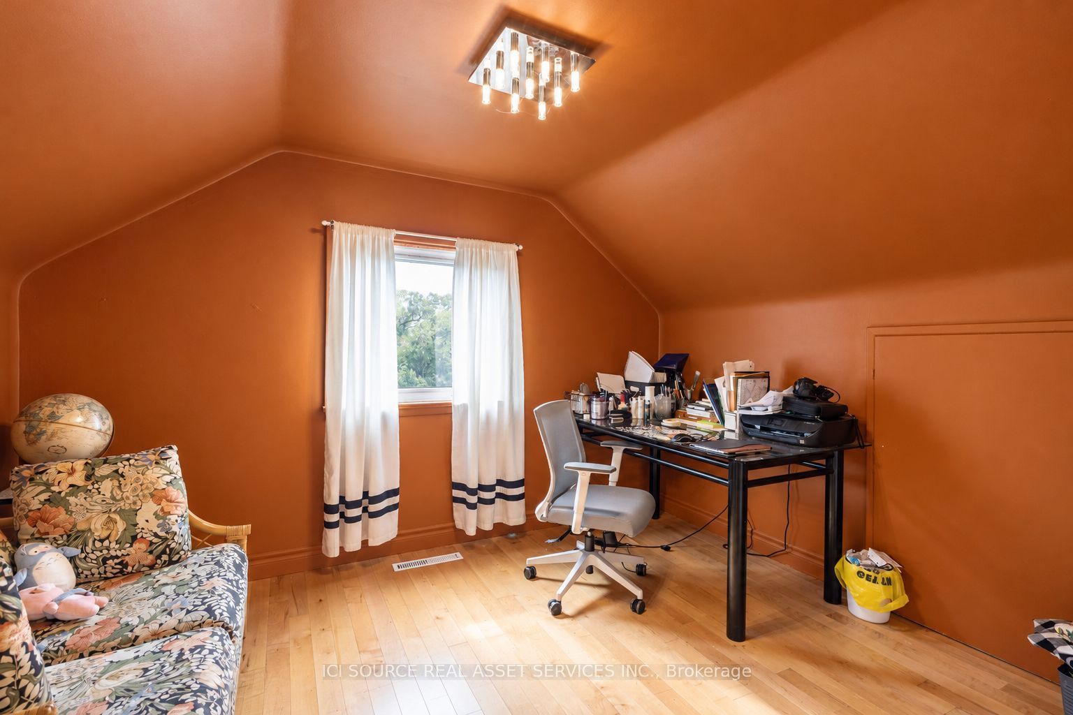 2014 Balsam Avenue Property Photo 5