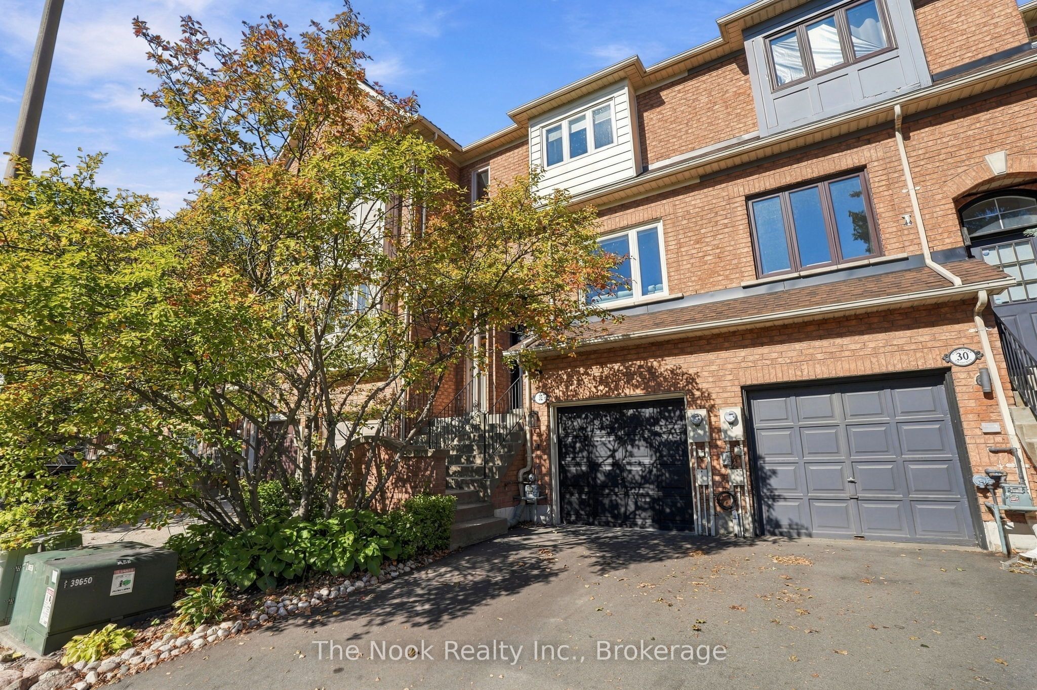 32 Harbourview Crescent Property Photo 2
